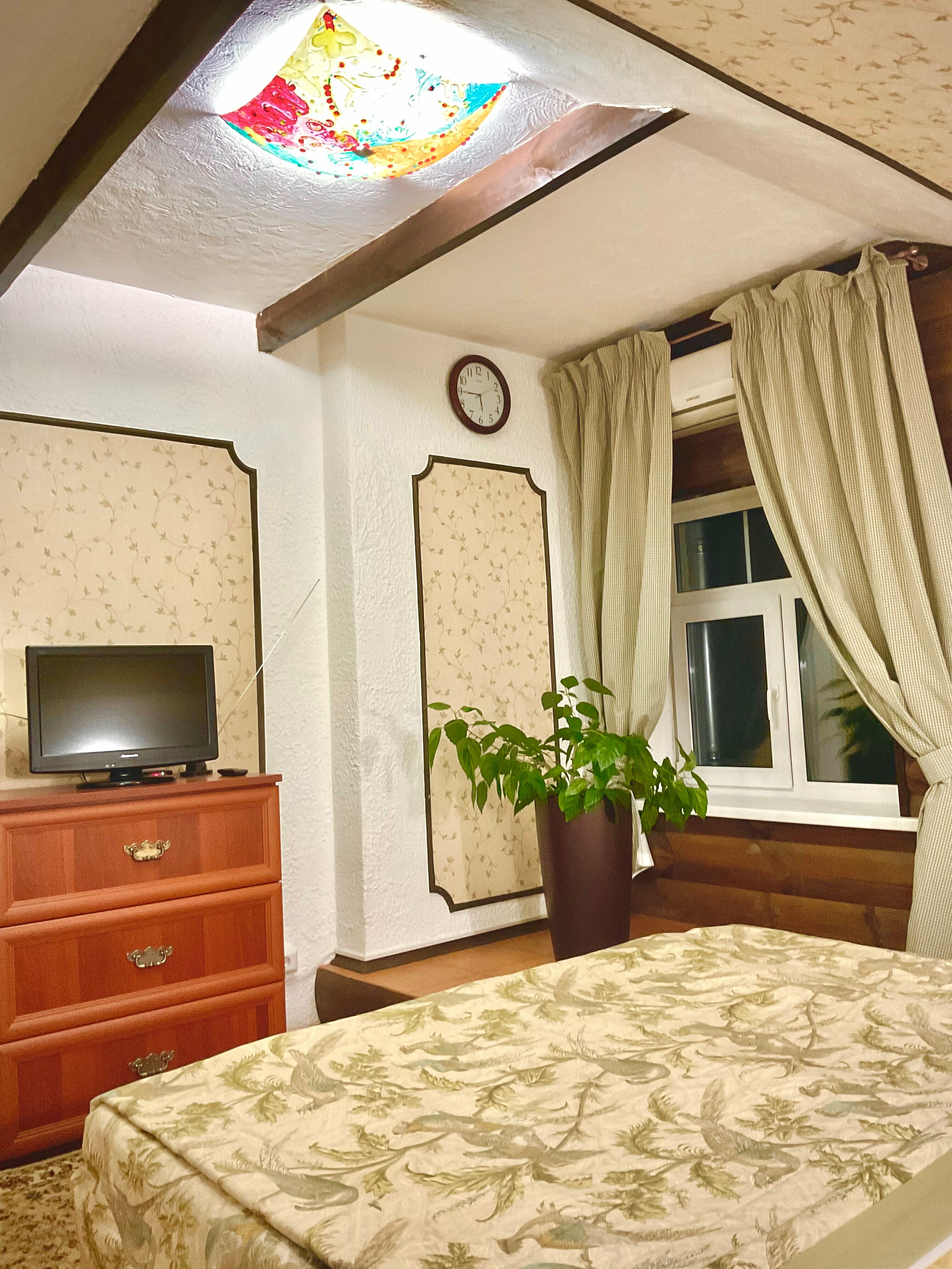 Cемейный номер с собственной ванной комнатой