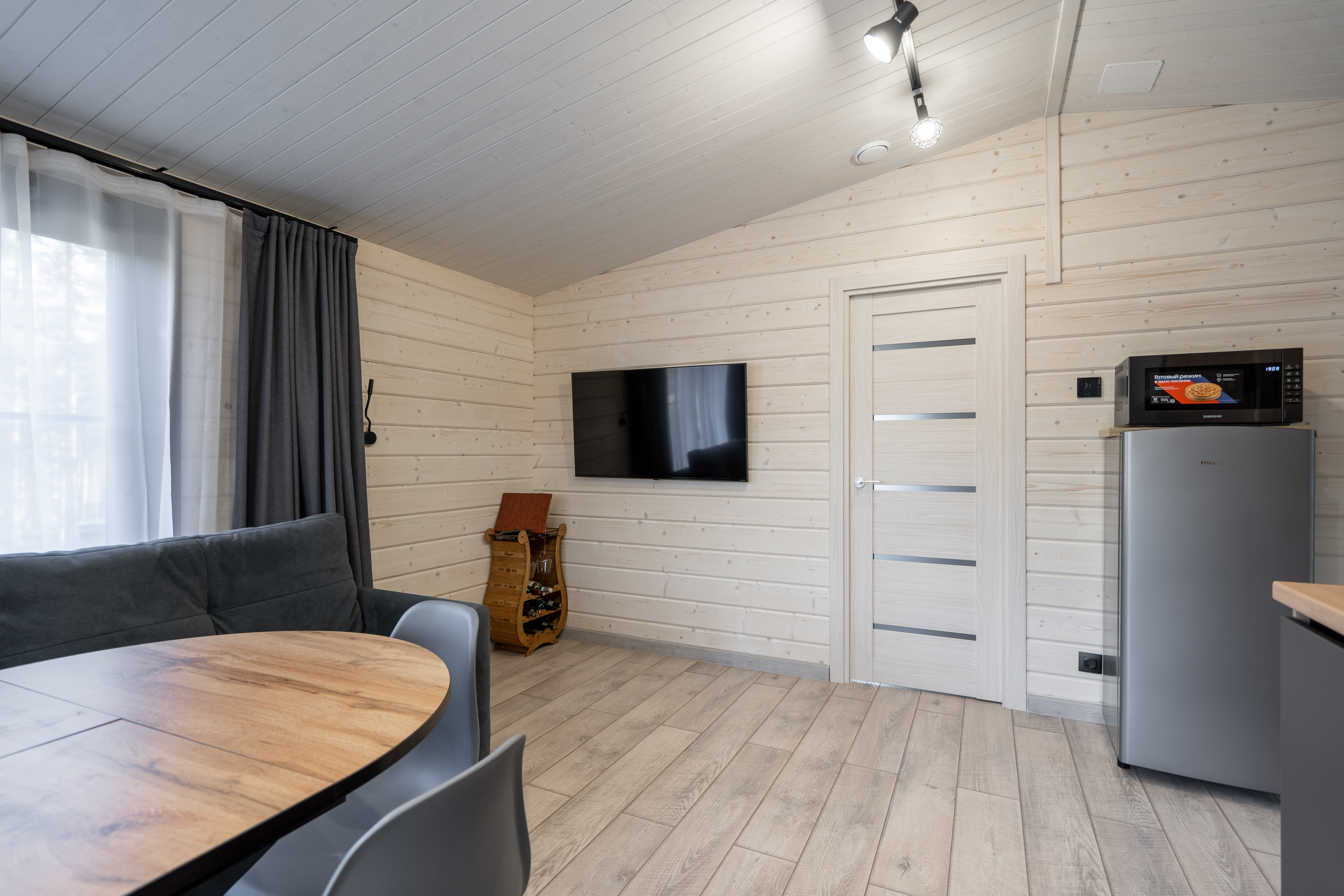 Коттедж с собственным бассейном