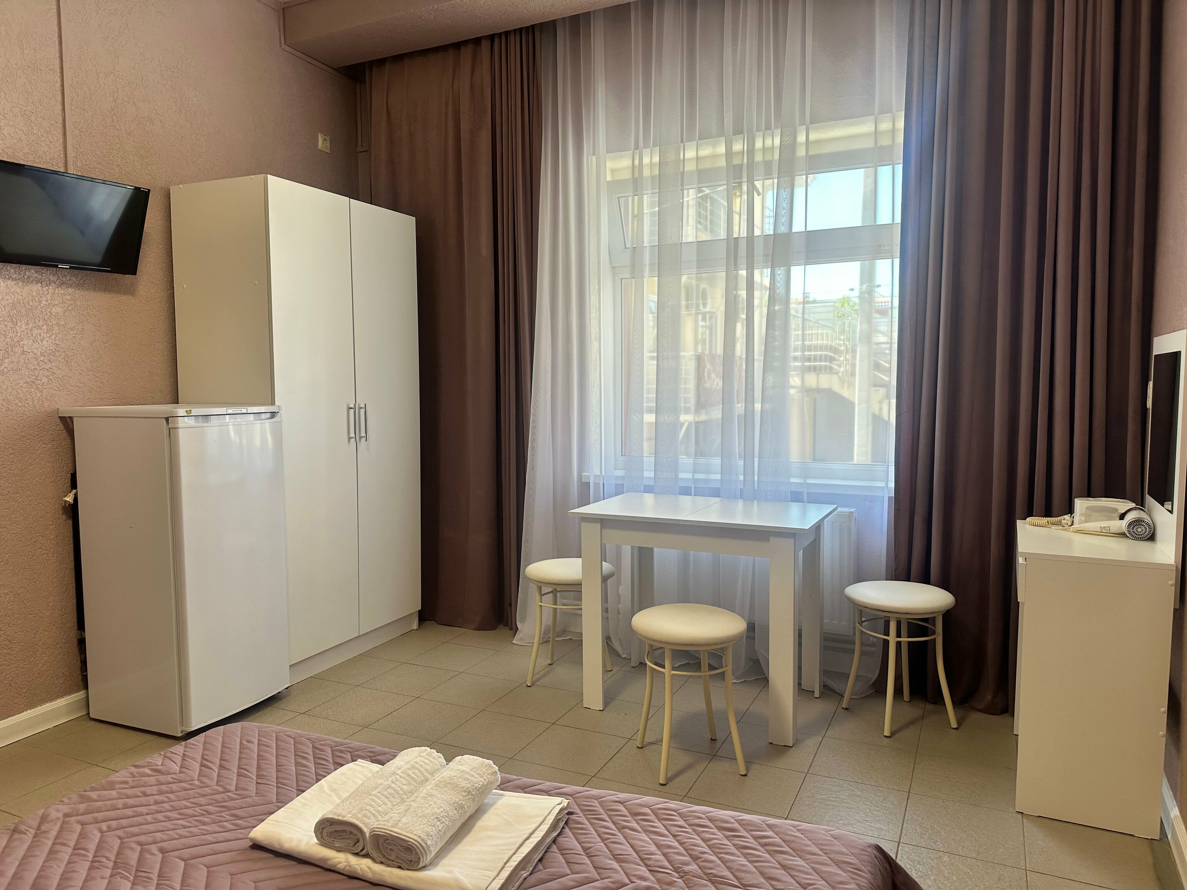 Улучшенный трехместный номер