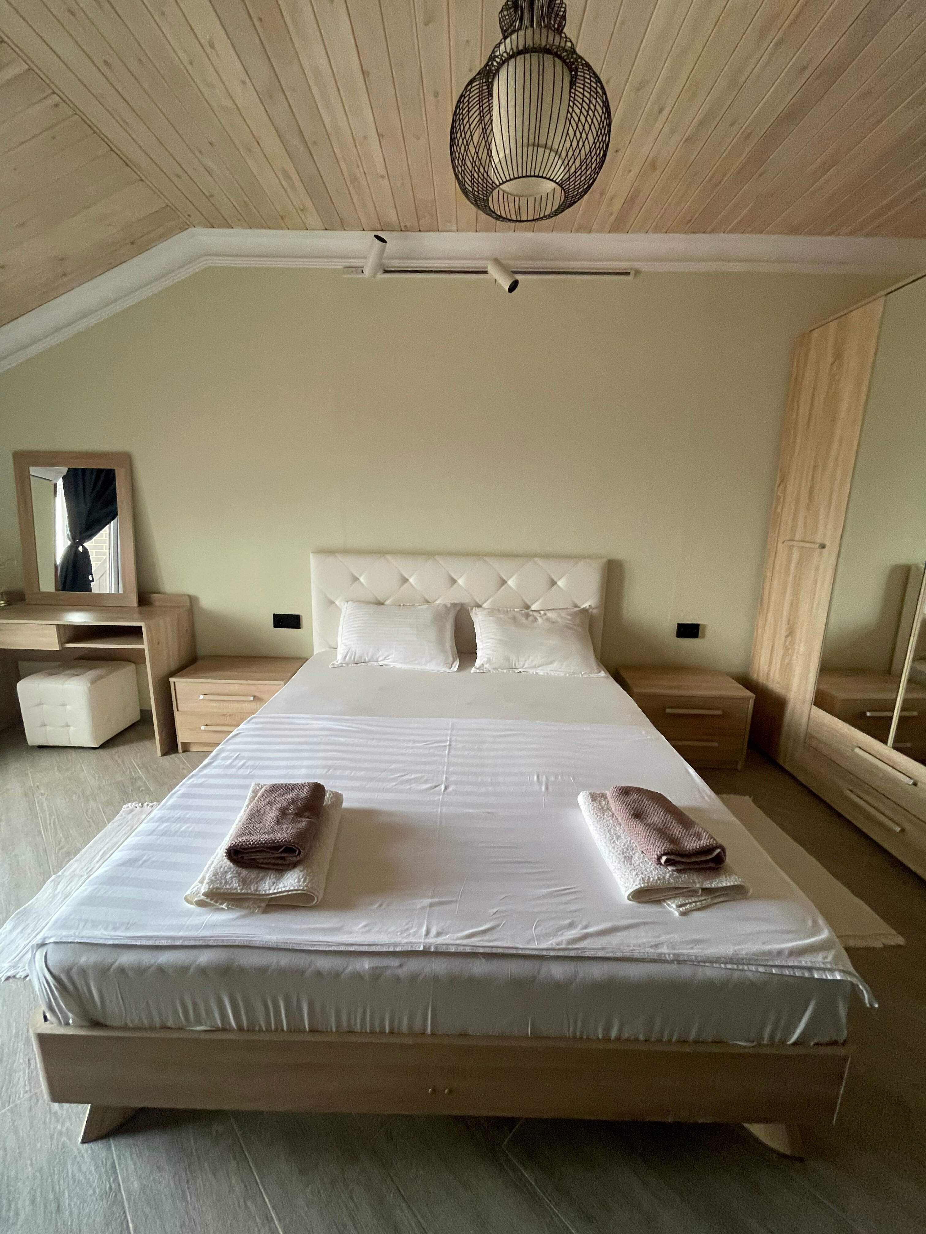 Люкс с кроватью размера «king-size» и видом на море