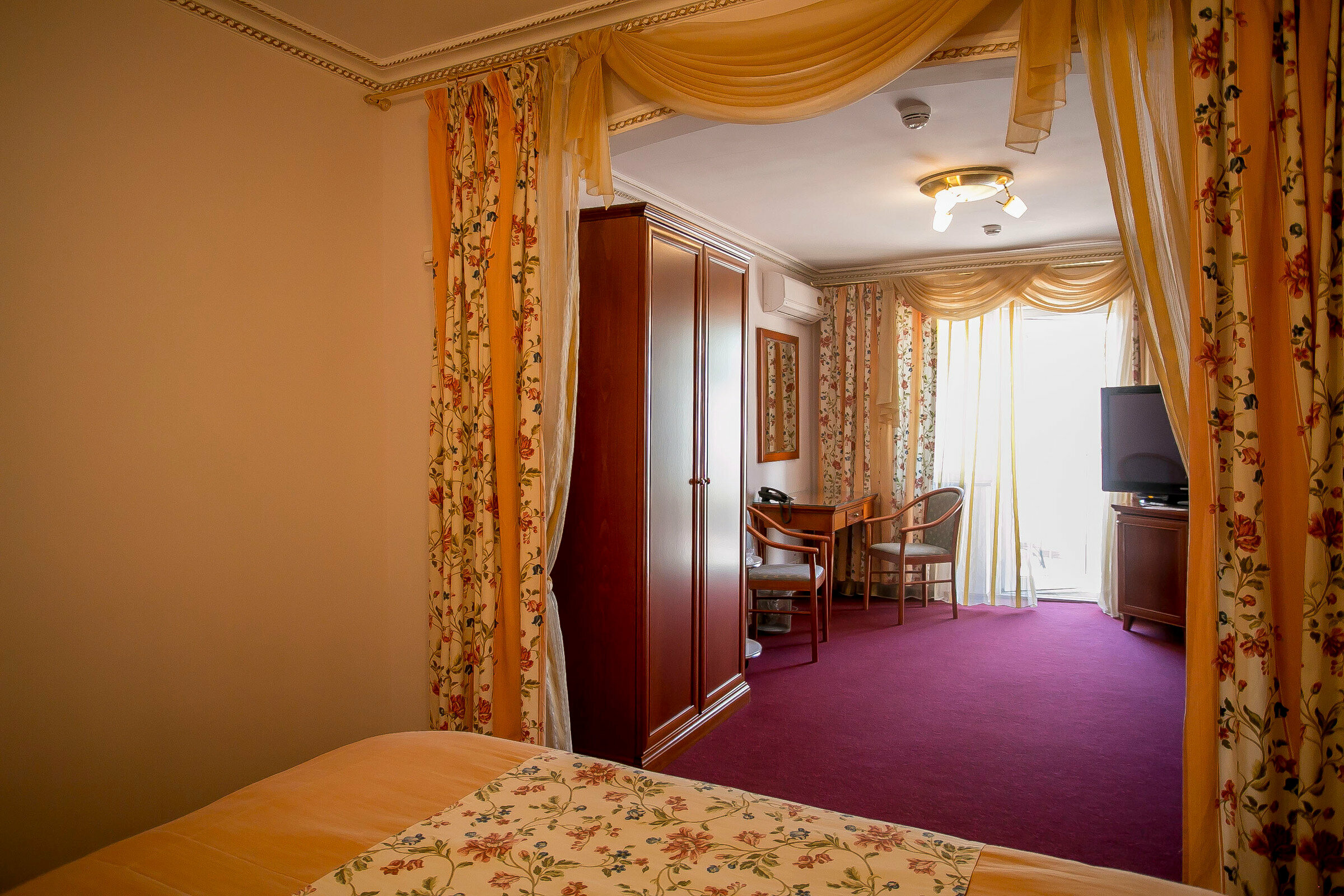 Люкс с 1 спальней