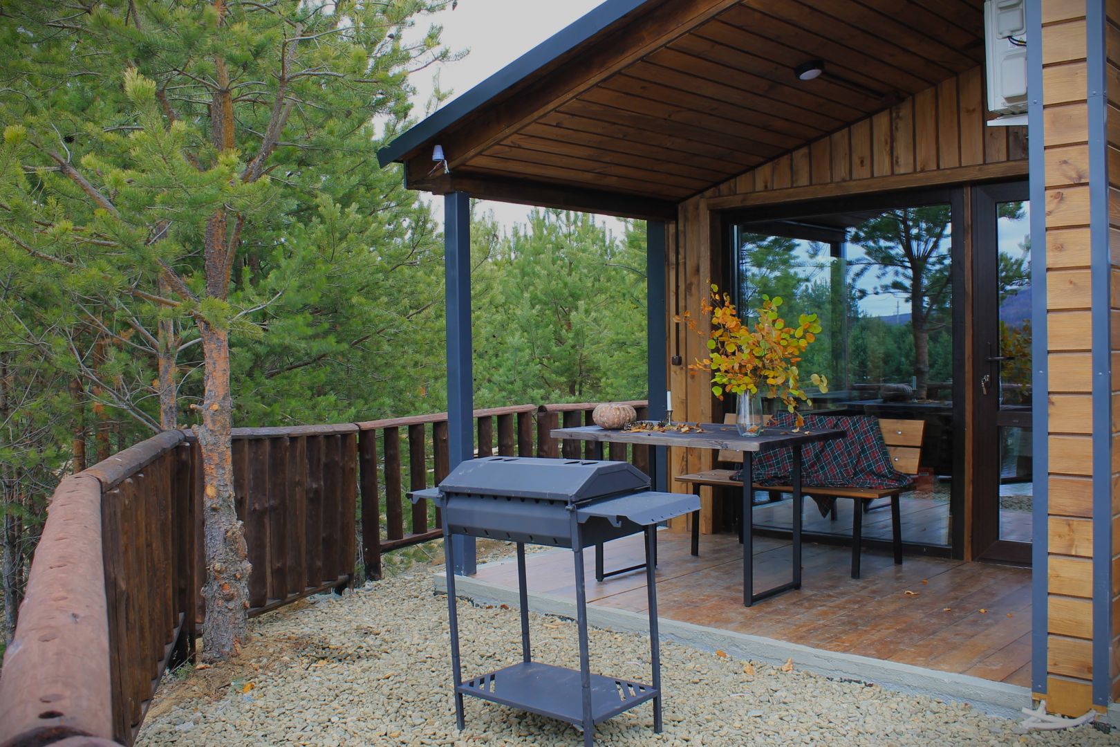 Четырехместный номер с видом на горы