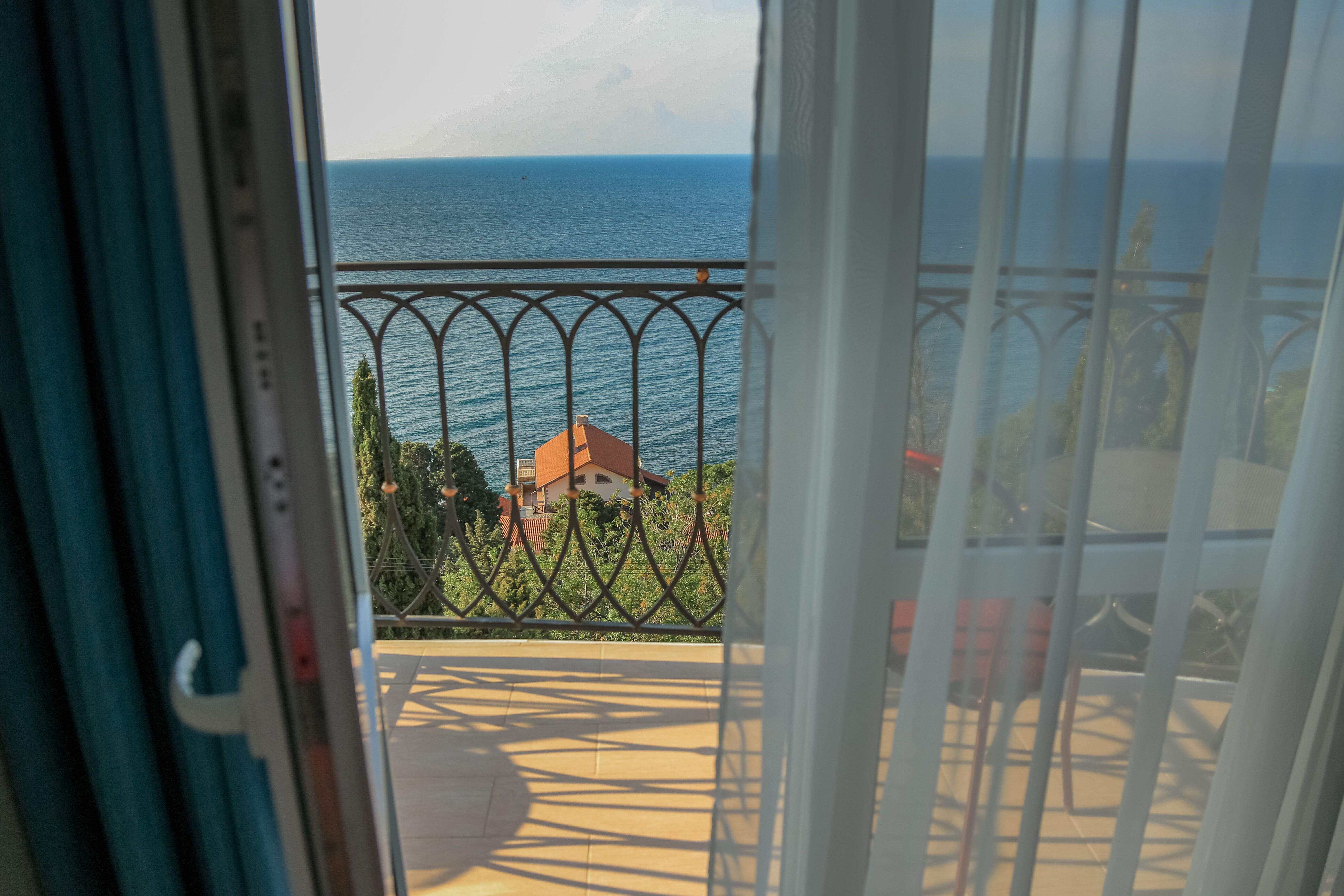 Двухместный номер Делюкс с 1 кроватью и балконом, вид на море