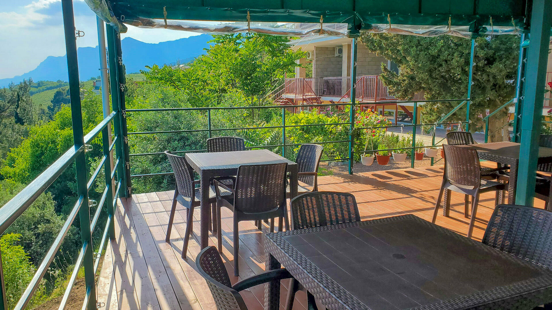 Трехместный номер Делюкс с видом на море