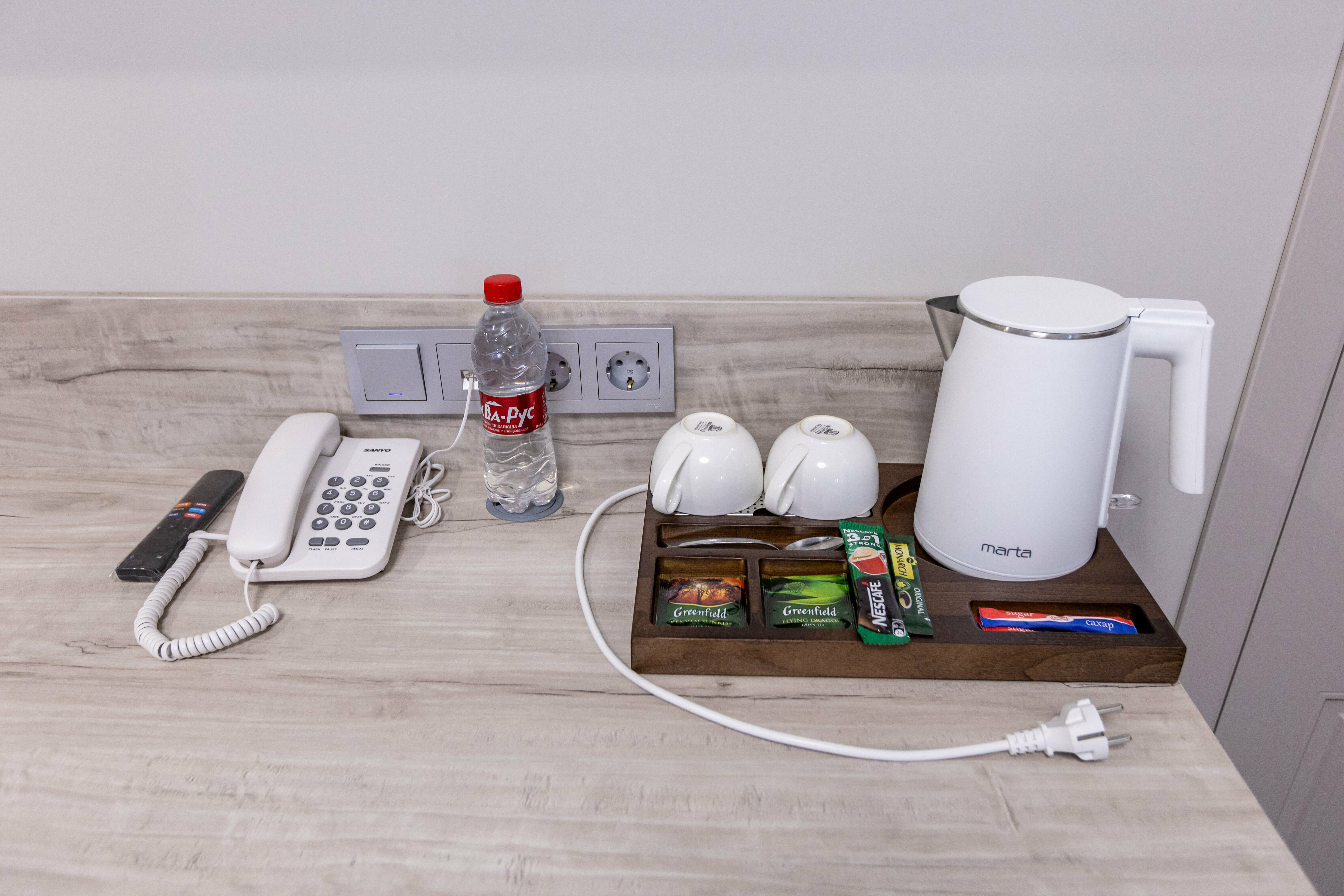 Стандарт первой категории с 2 односпальными кроватями (на цокольном этаже)