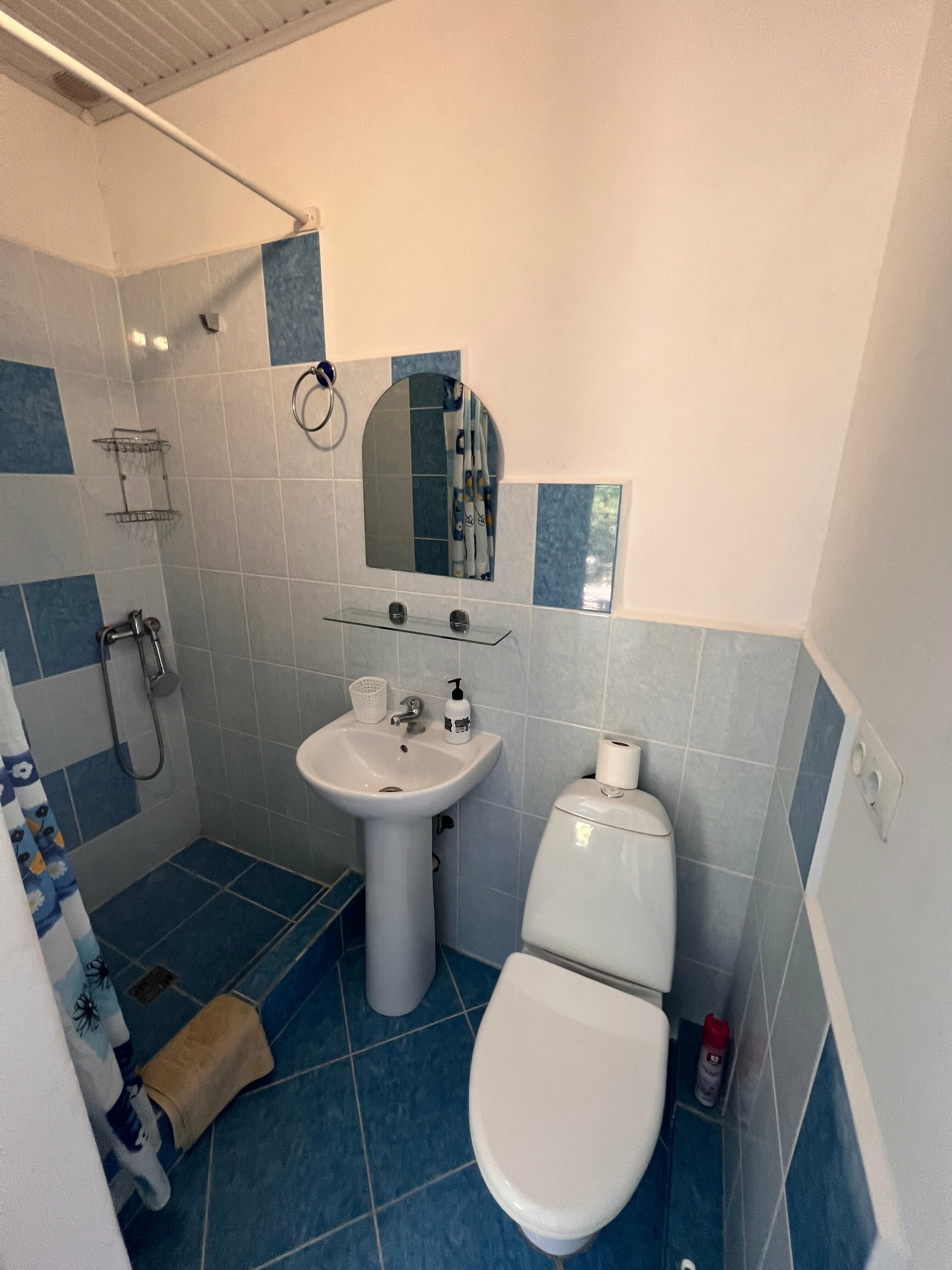 Трехместный номер с террасой видом на горы №13