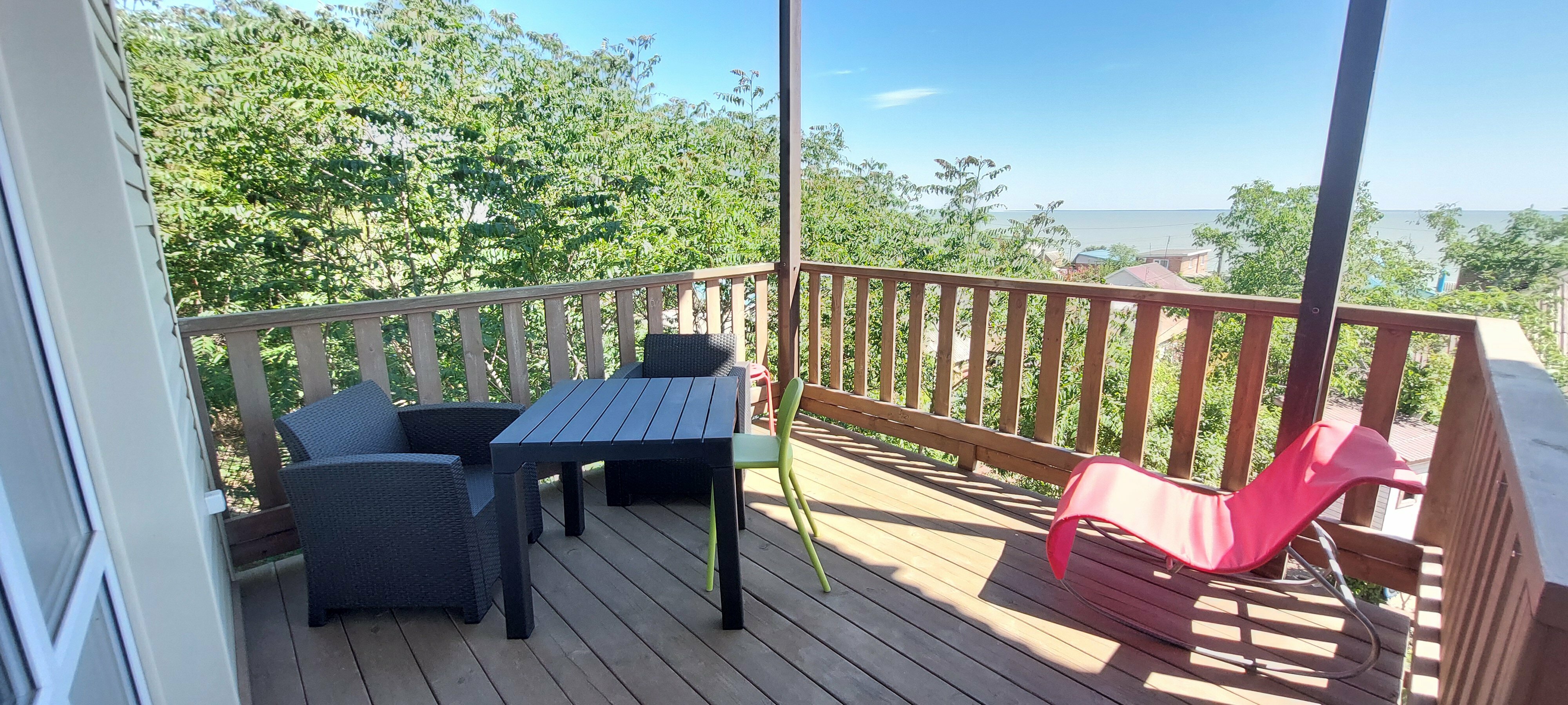 Дом с видом на море