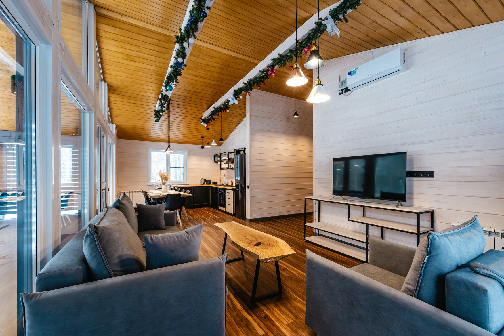 Сибирь с 3 спальнями и купелью