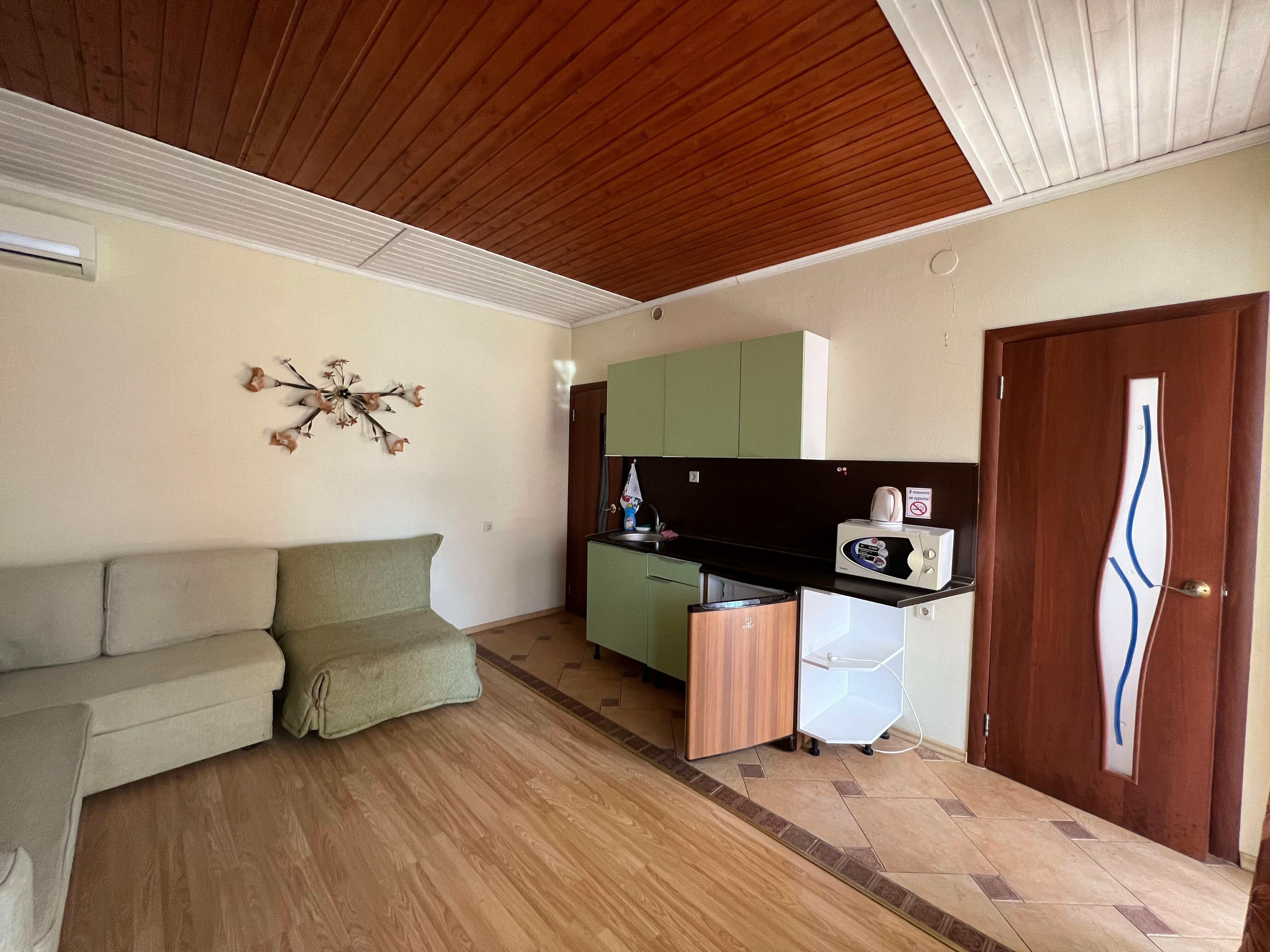 Семейный номер с балконом