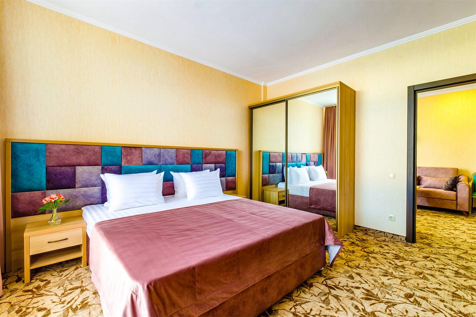 Семейный полулюкс