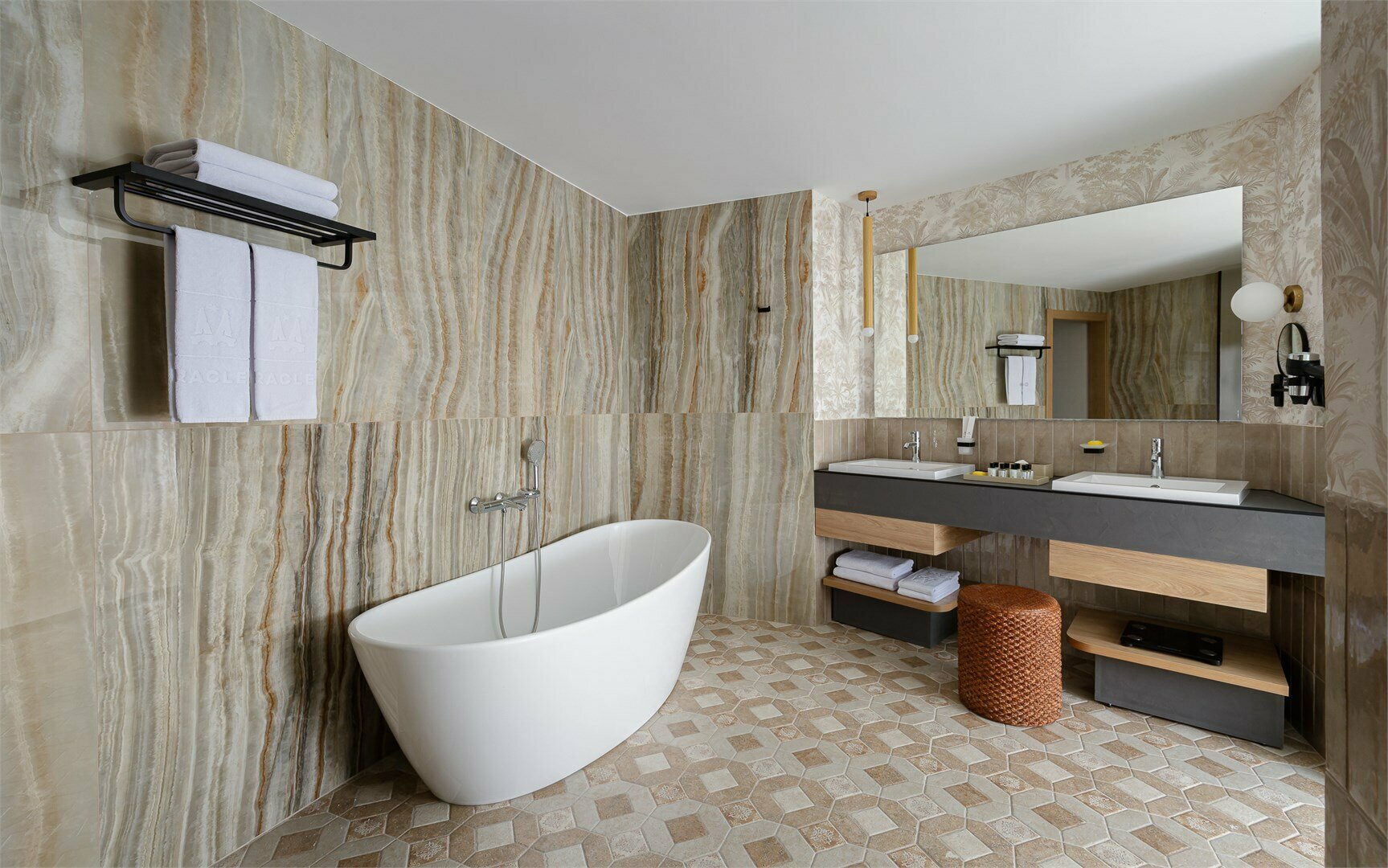 Президентский Люкс с видом на море