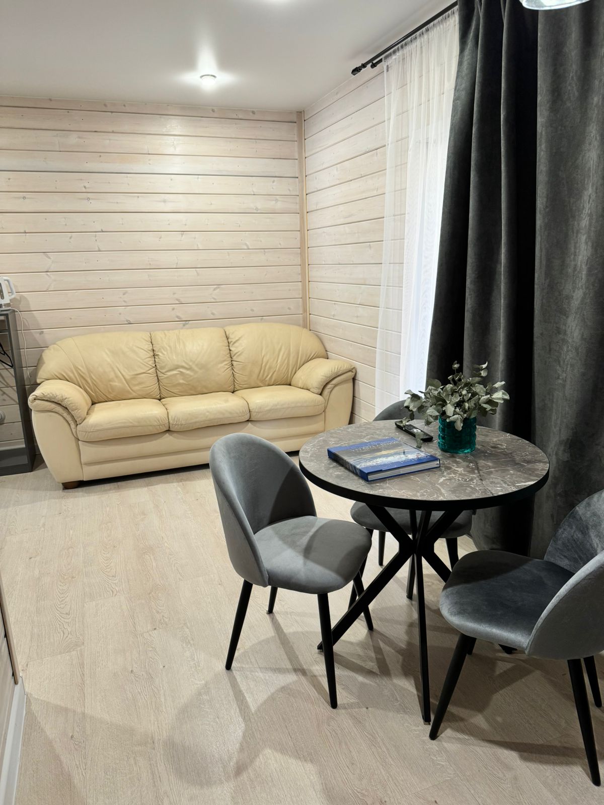 Дом с видом на лес