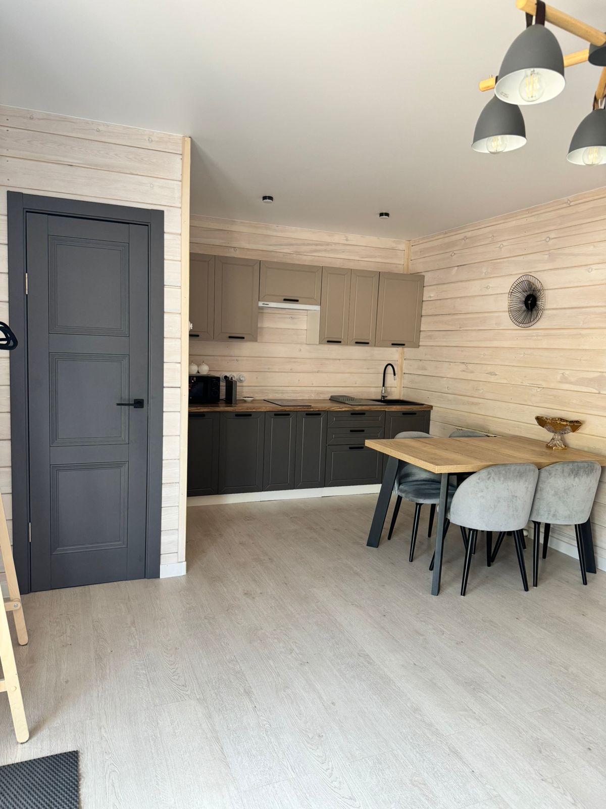 Дом с видом на лес