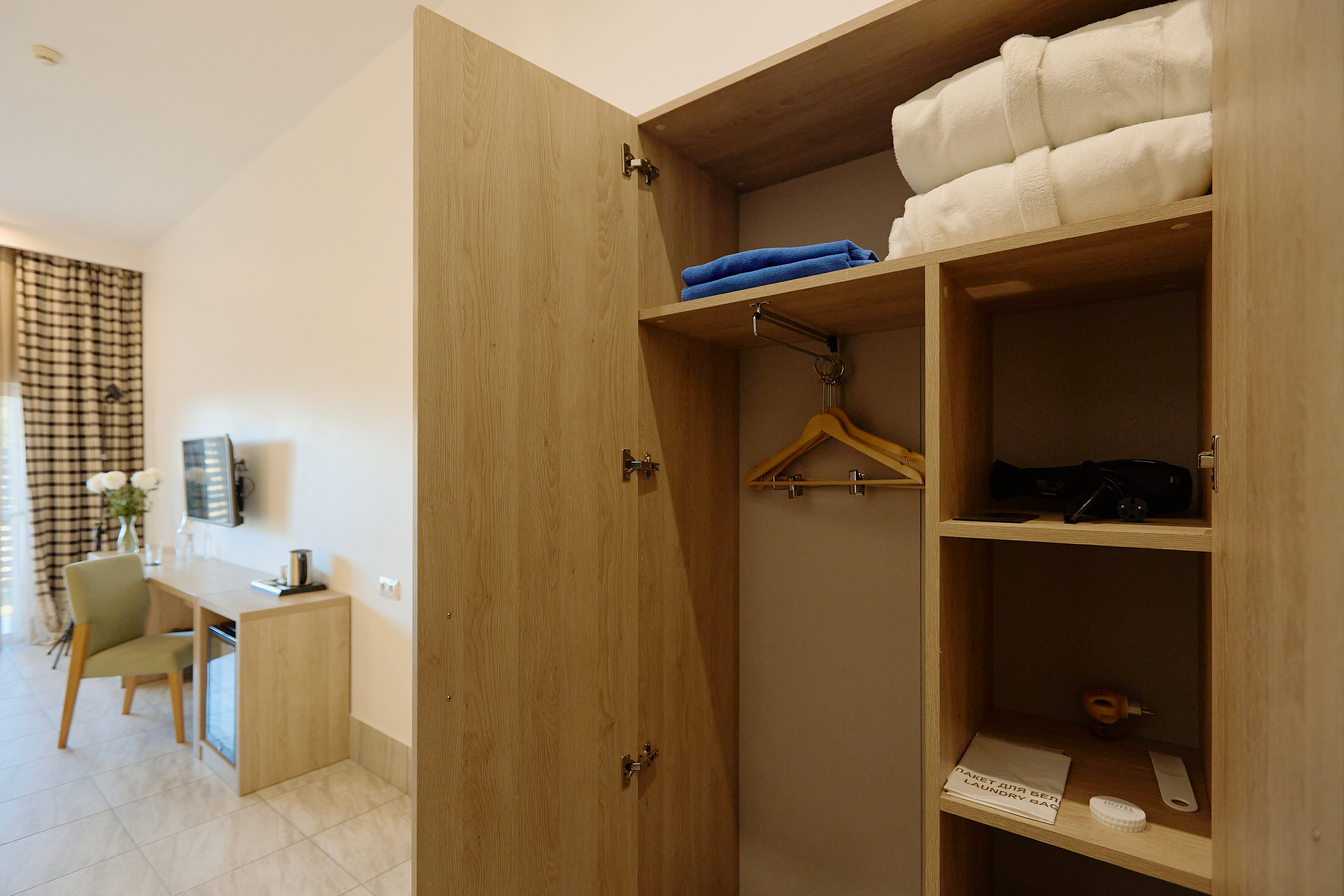 Семейный номер с террасой