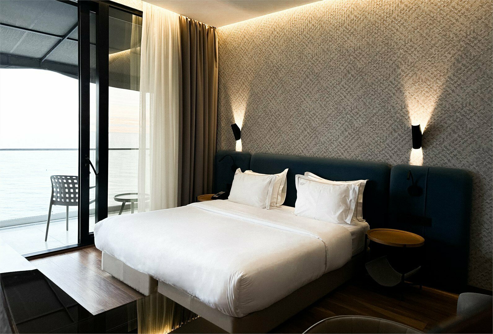 Superior с балконом и видом на море