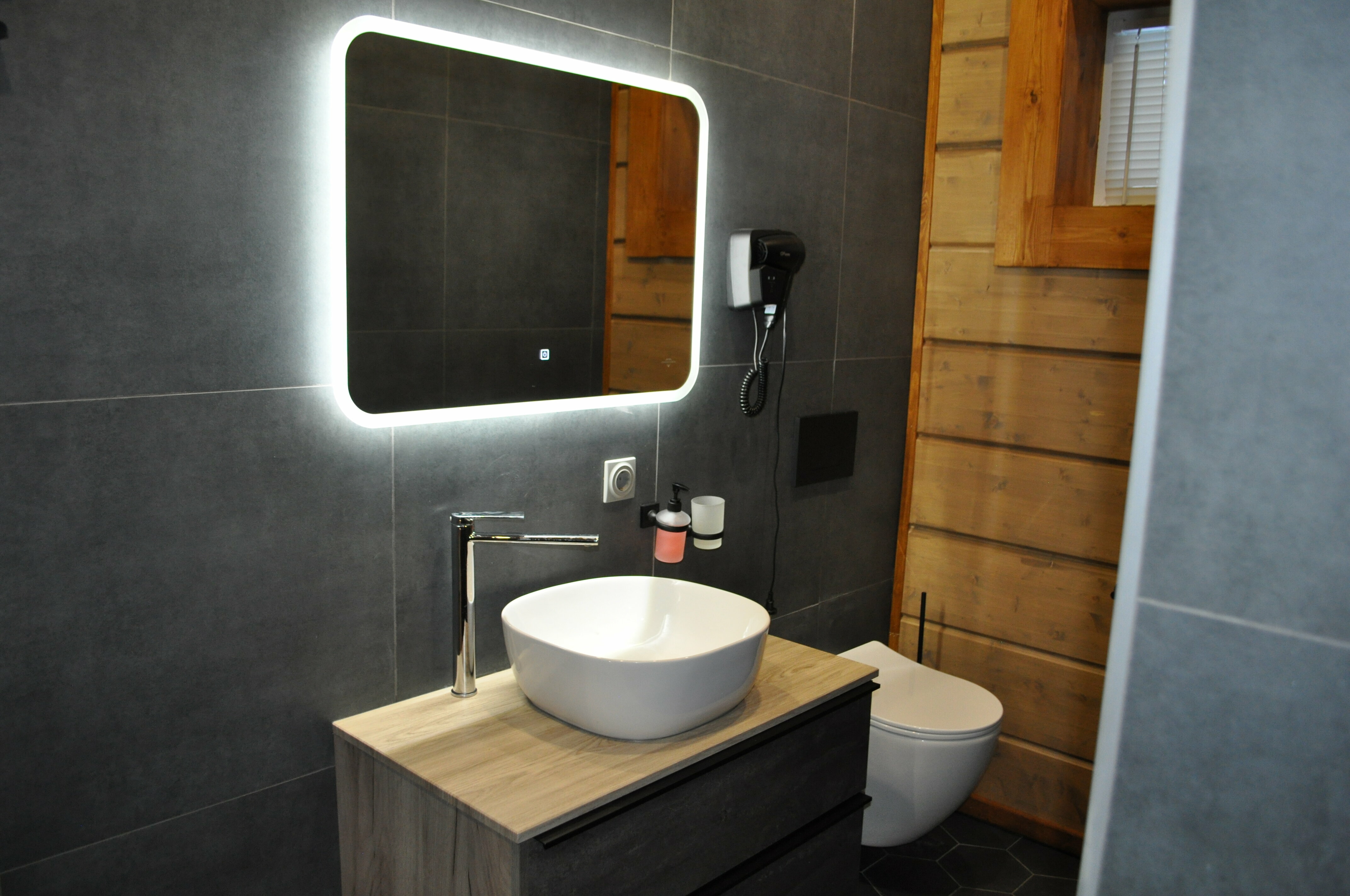 Люкс с видом на озеро