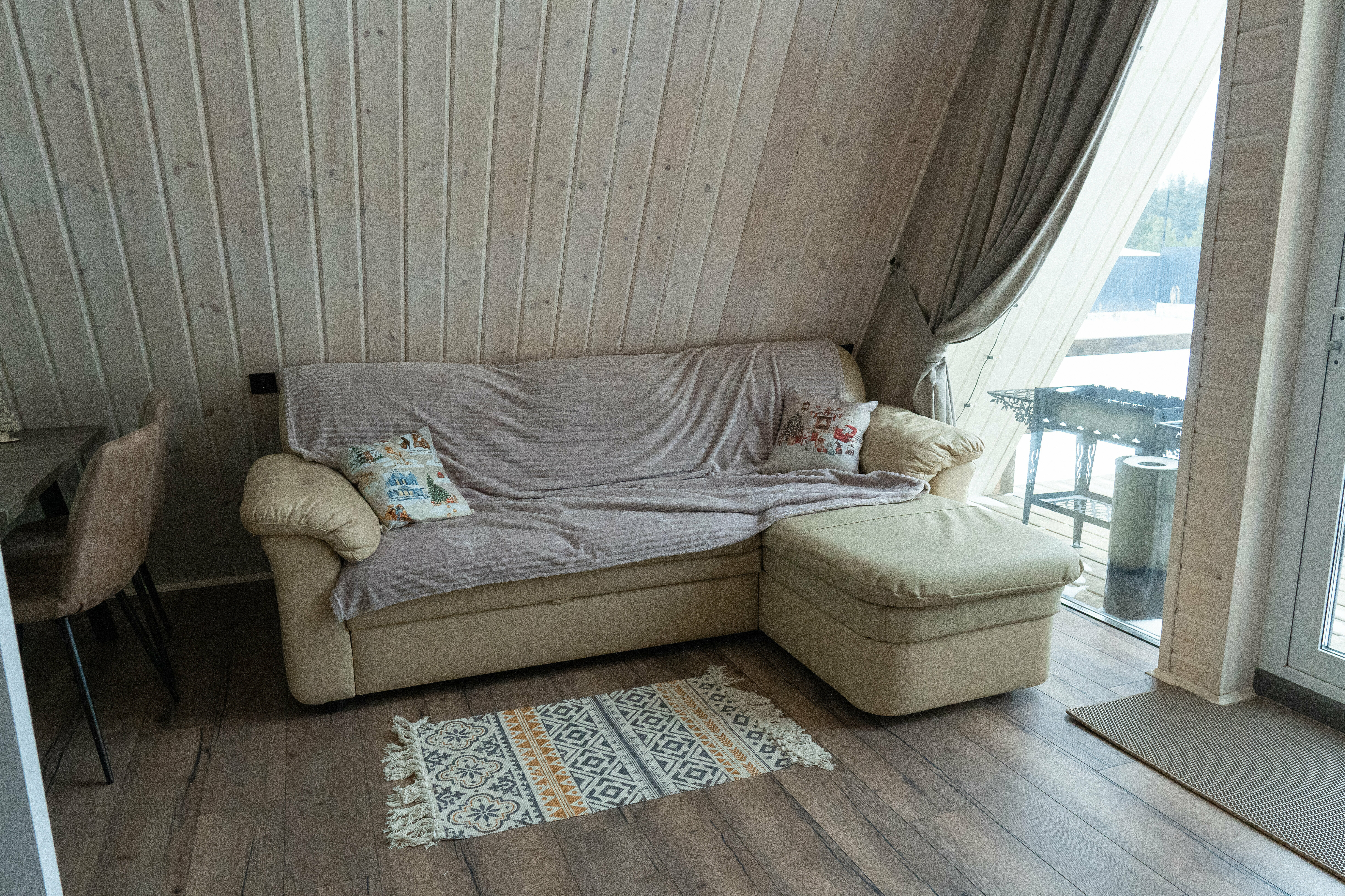 Двухуровневый четырехместный номер