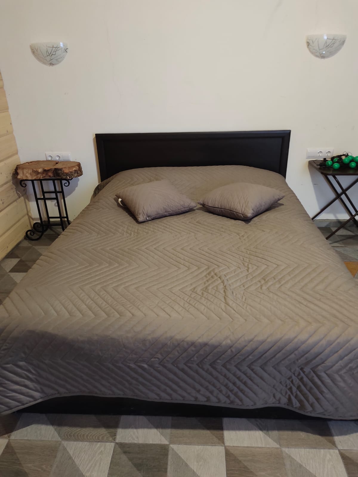 Cемейный номер с собственной ванной комнатой