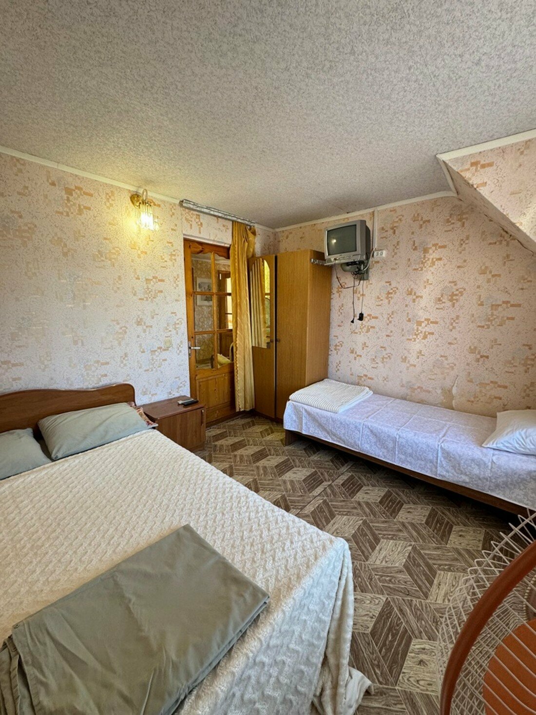 Бюджетный трехместный номер