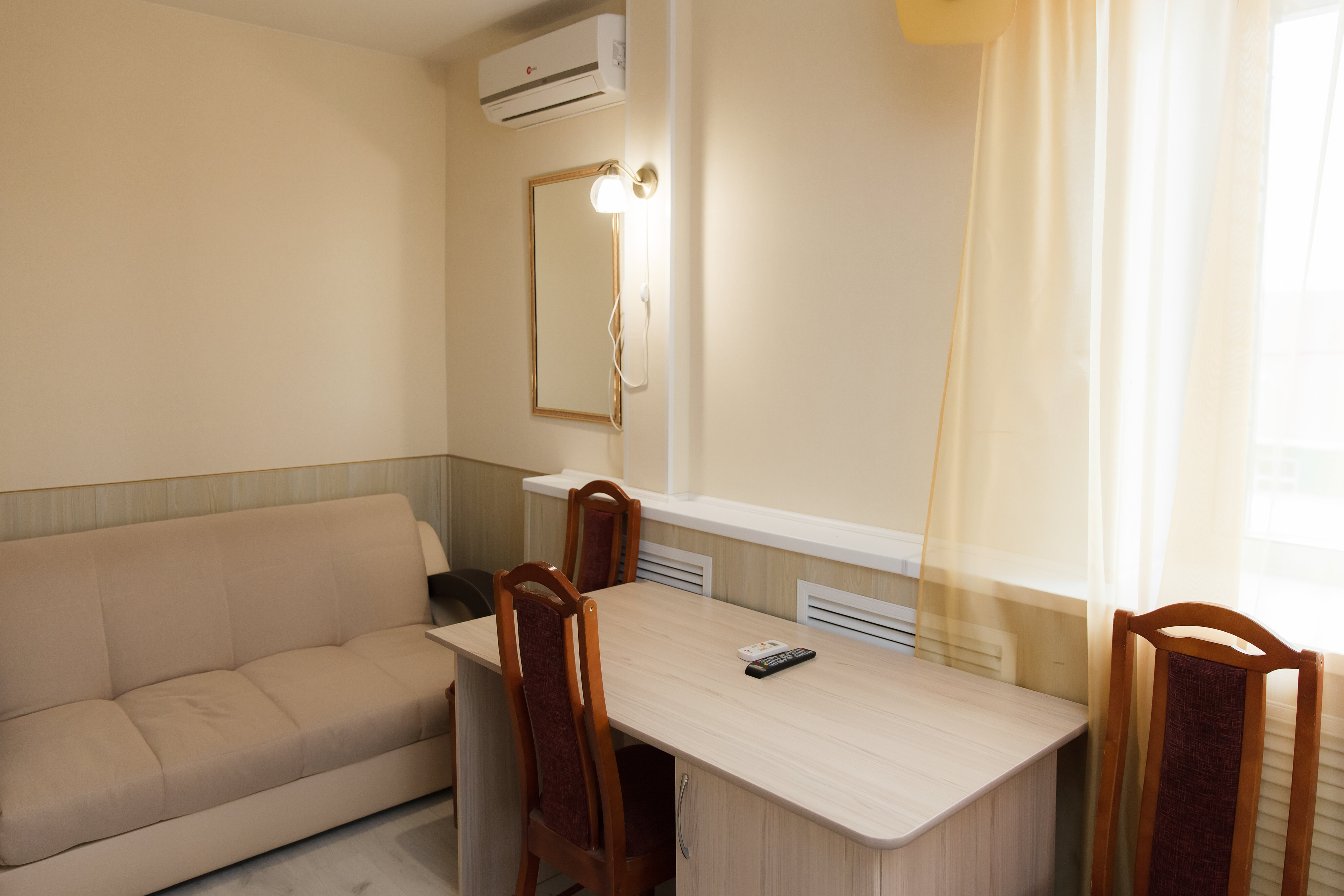 Трехместный номер Делюкс