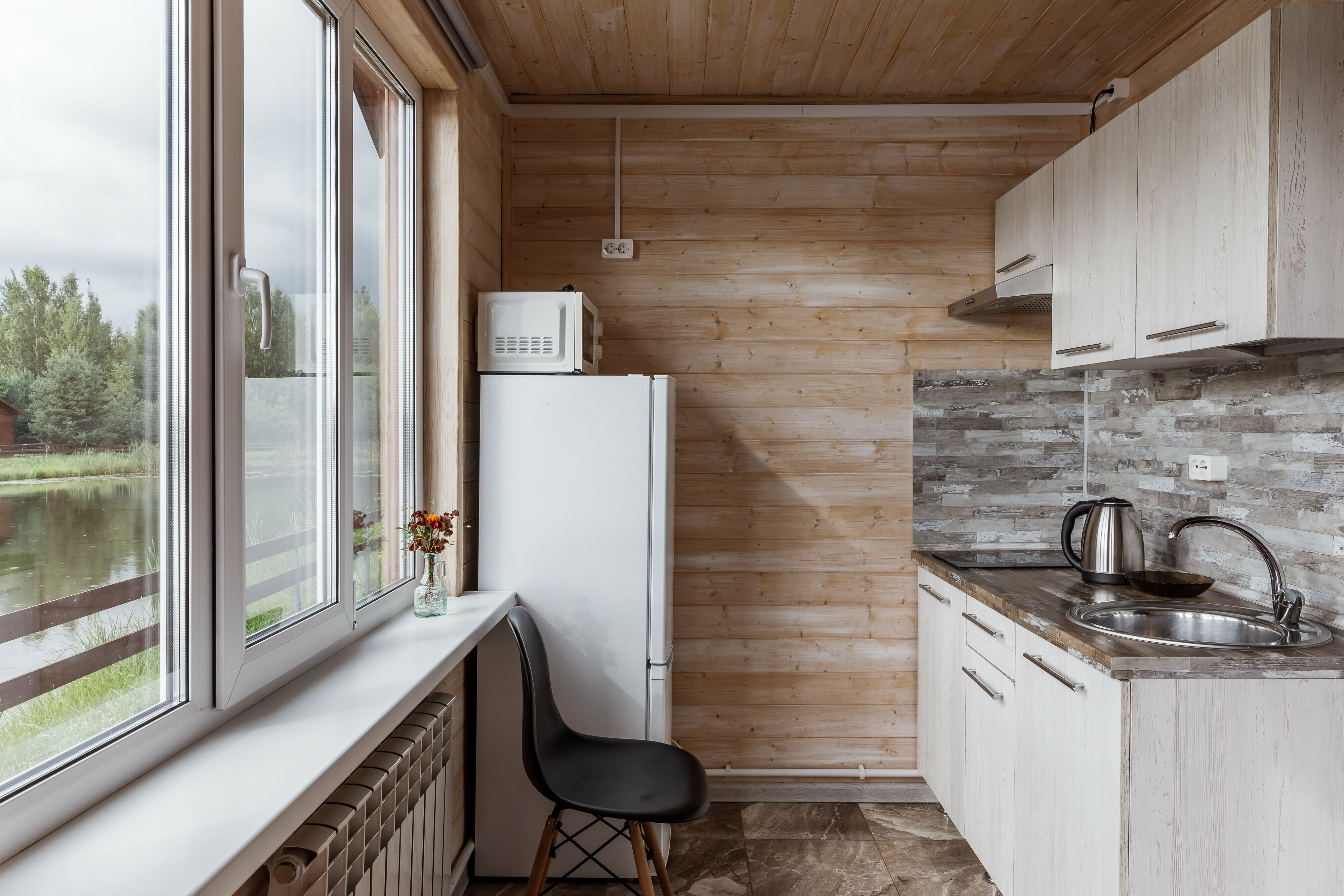 Дом с видом на озеро