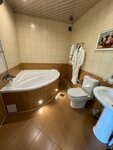 Номер комфорт премиум с 1 двуспальной кроватью в Строитель
