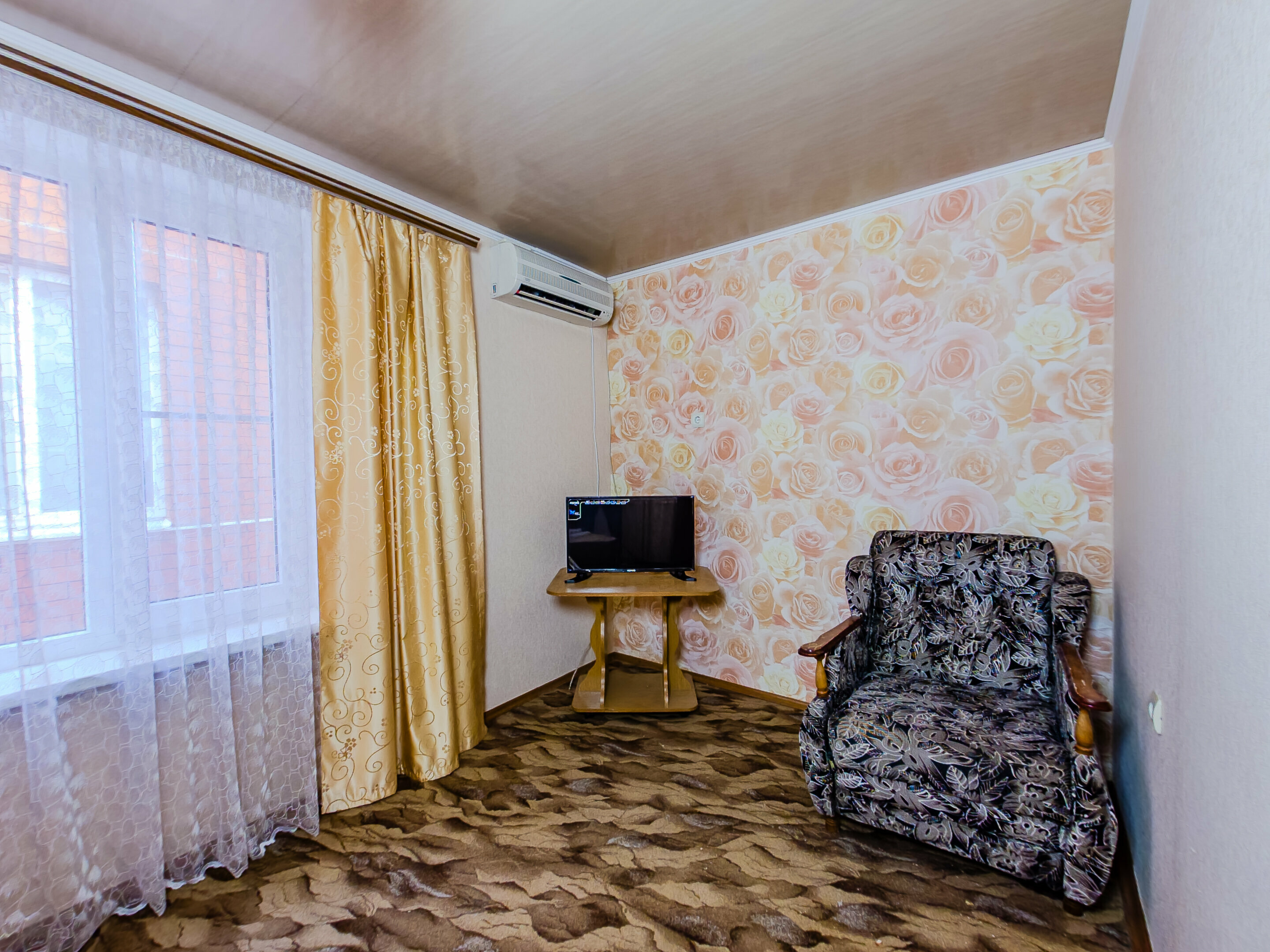 Большой двухместный номер с 1 кроватью