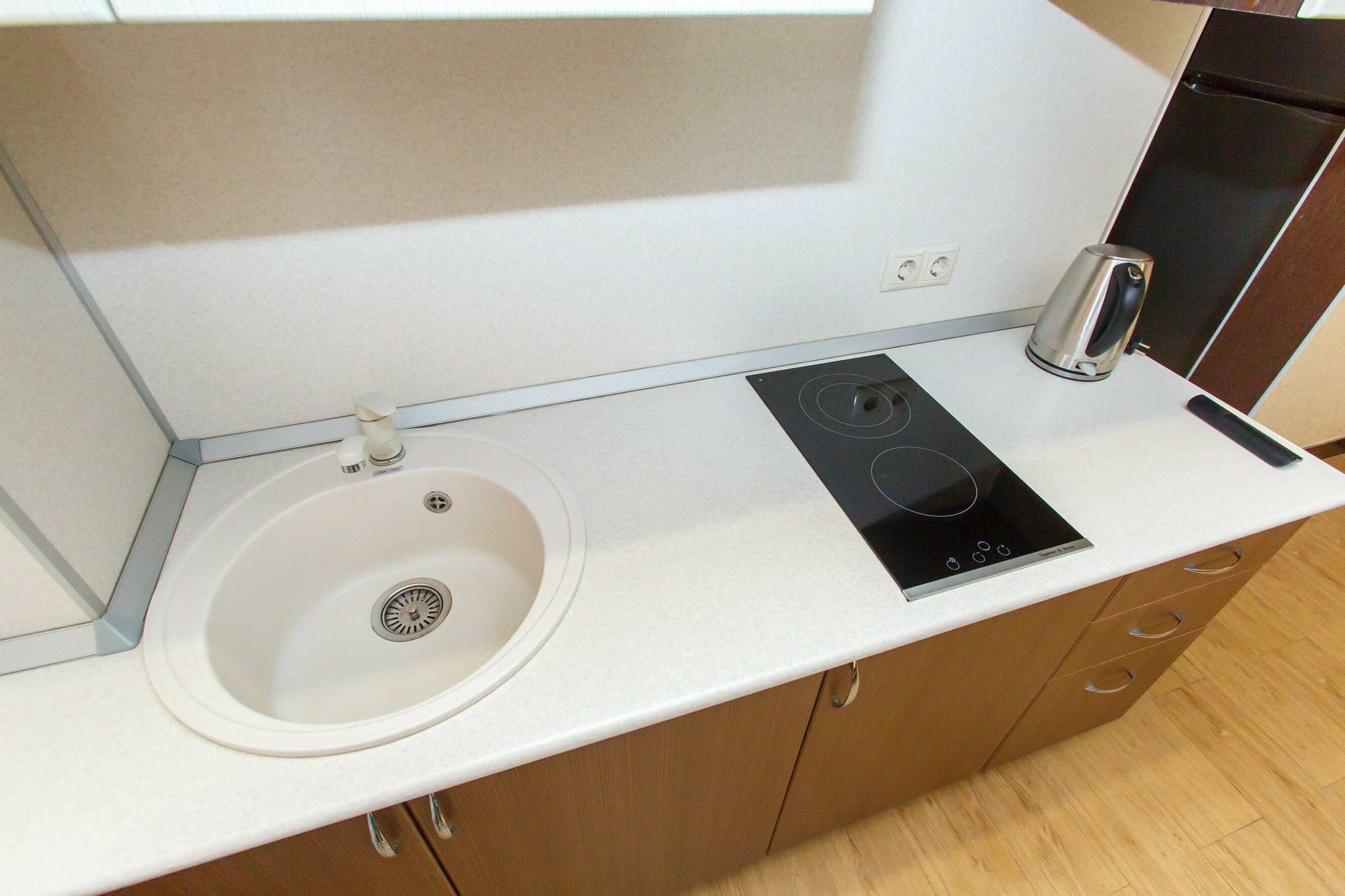 Семейный двухкомнатный номер с кухней и балконом до 6 гостей( Экскурсия в подарок )