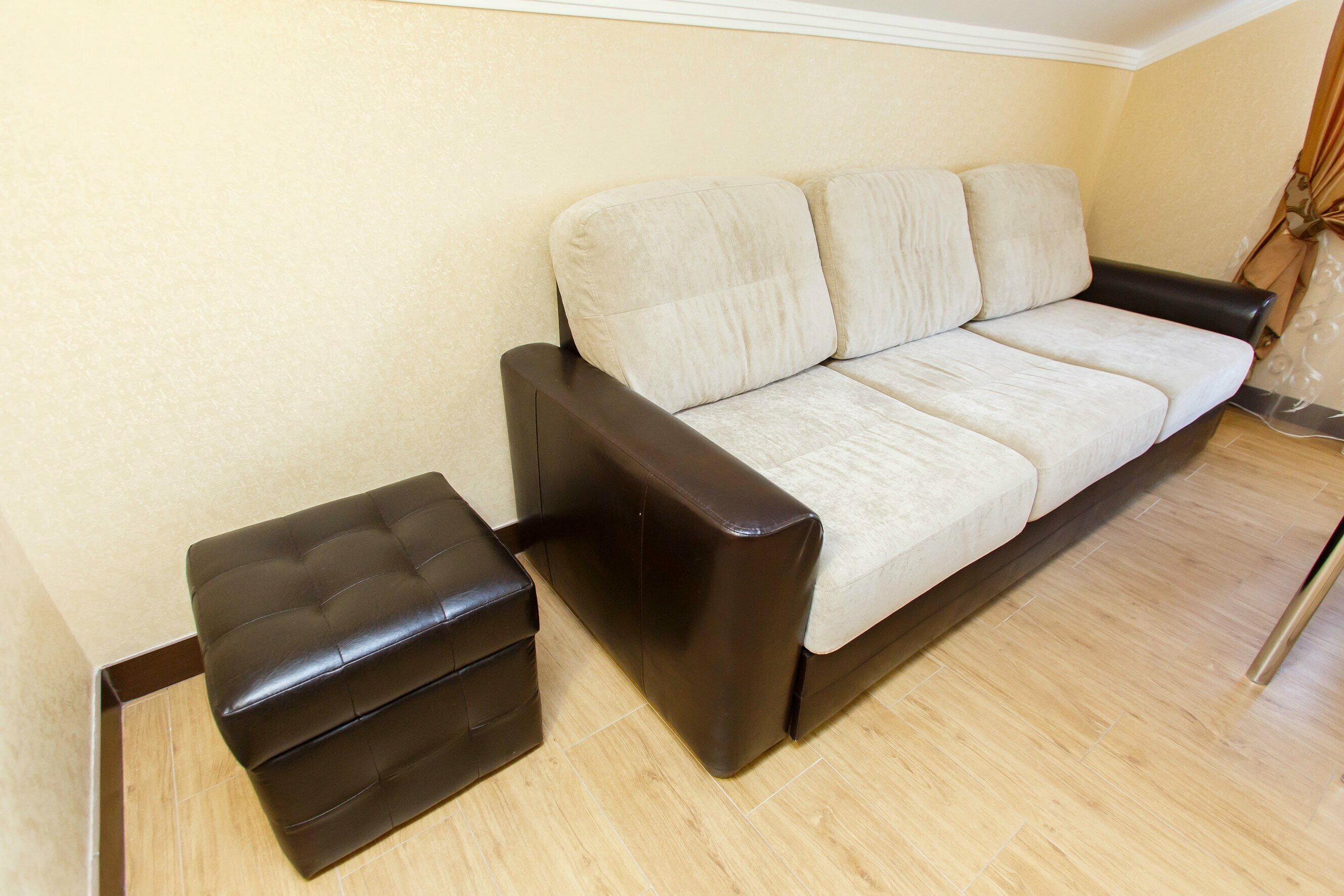 Семейный двухкомнатный номер с кухней и балконом до 6 гостей( Экскурсия в подарок )