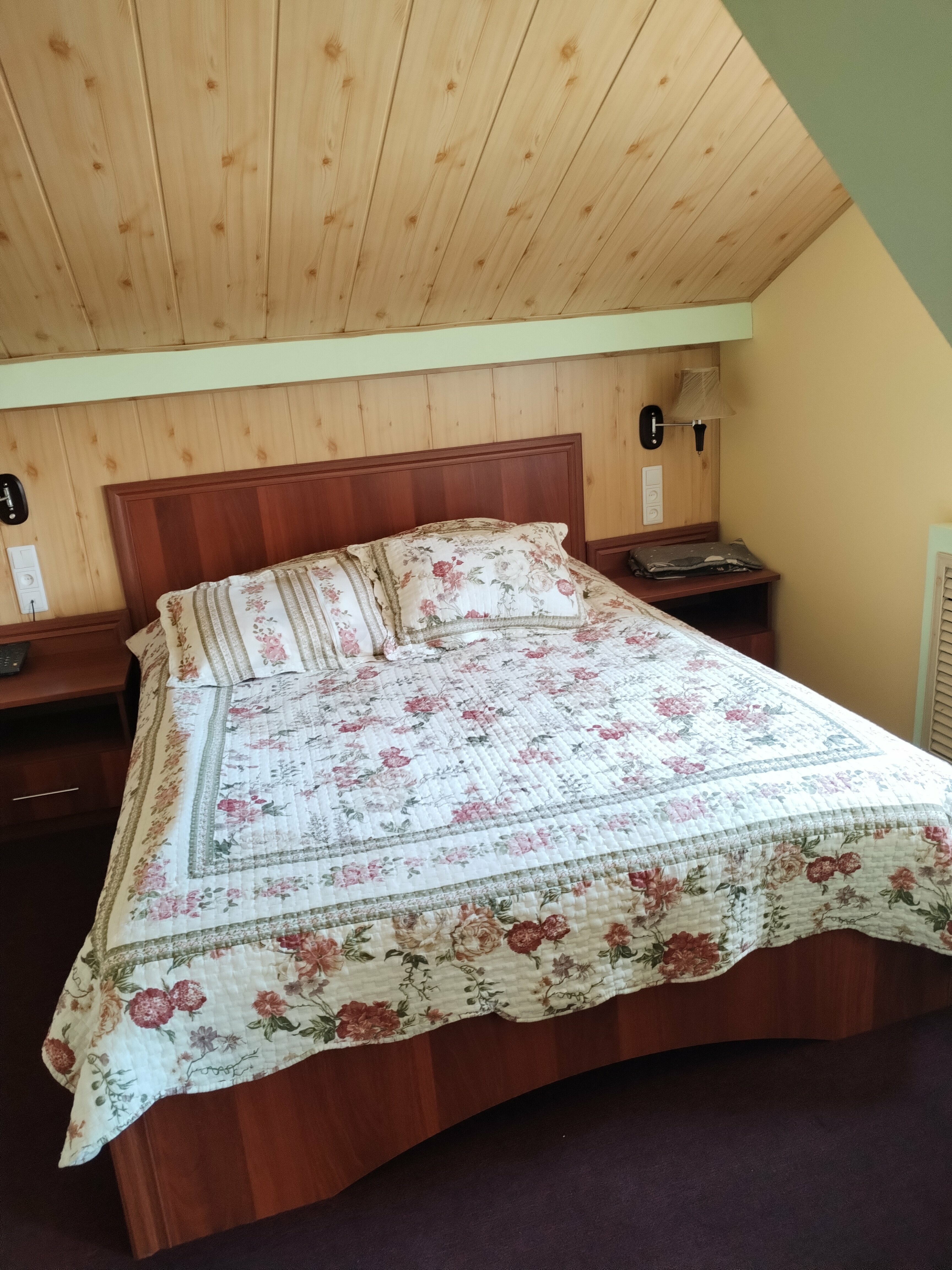 Улучшенный трехместный номер