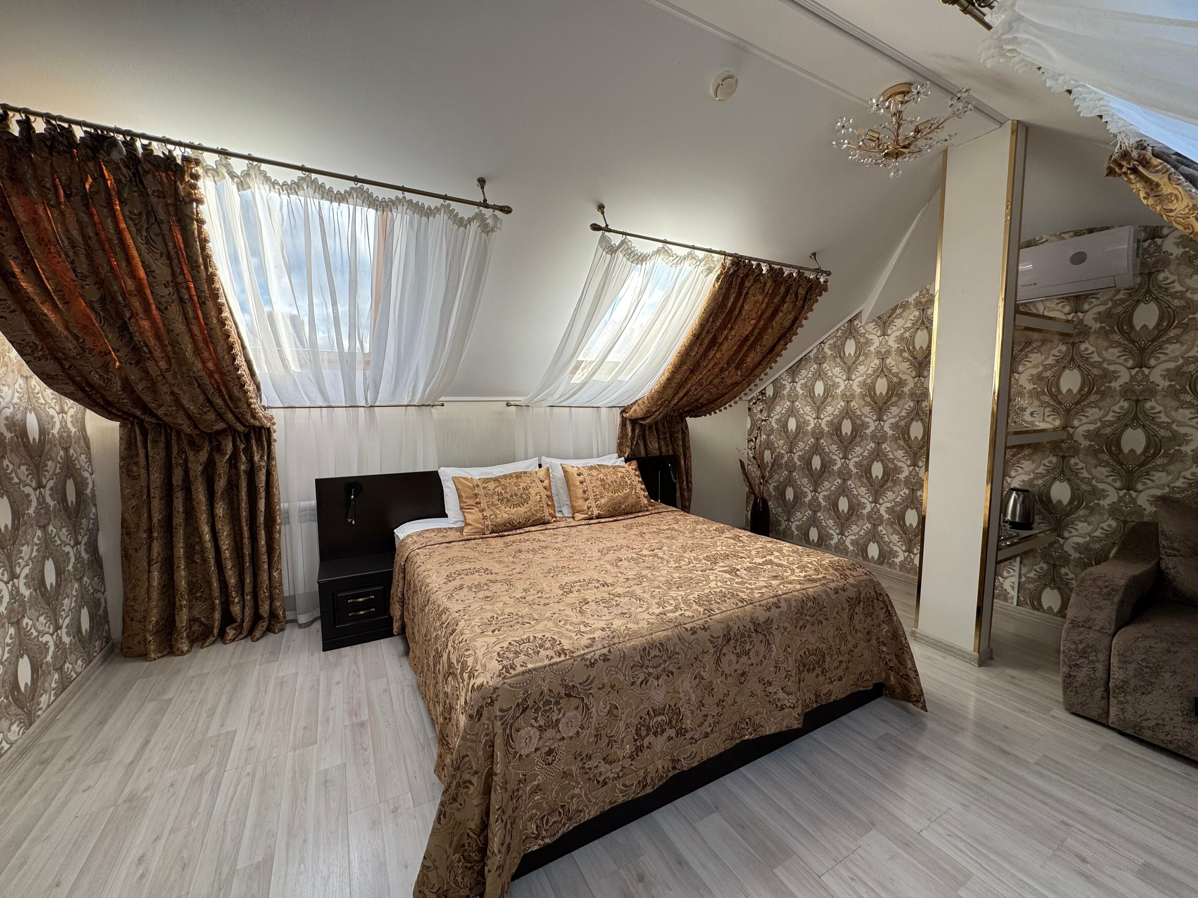 Номер Люкс с  кроватью King-size