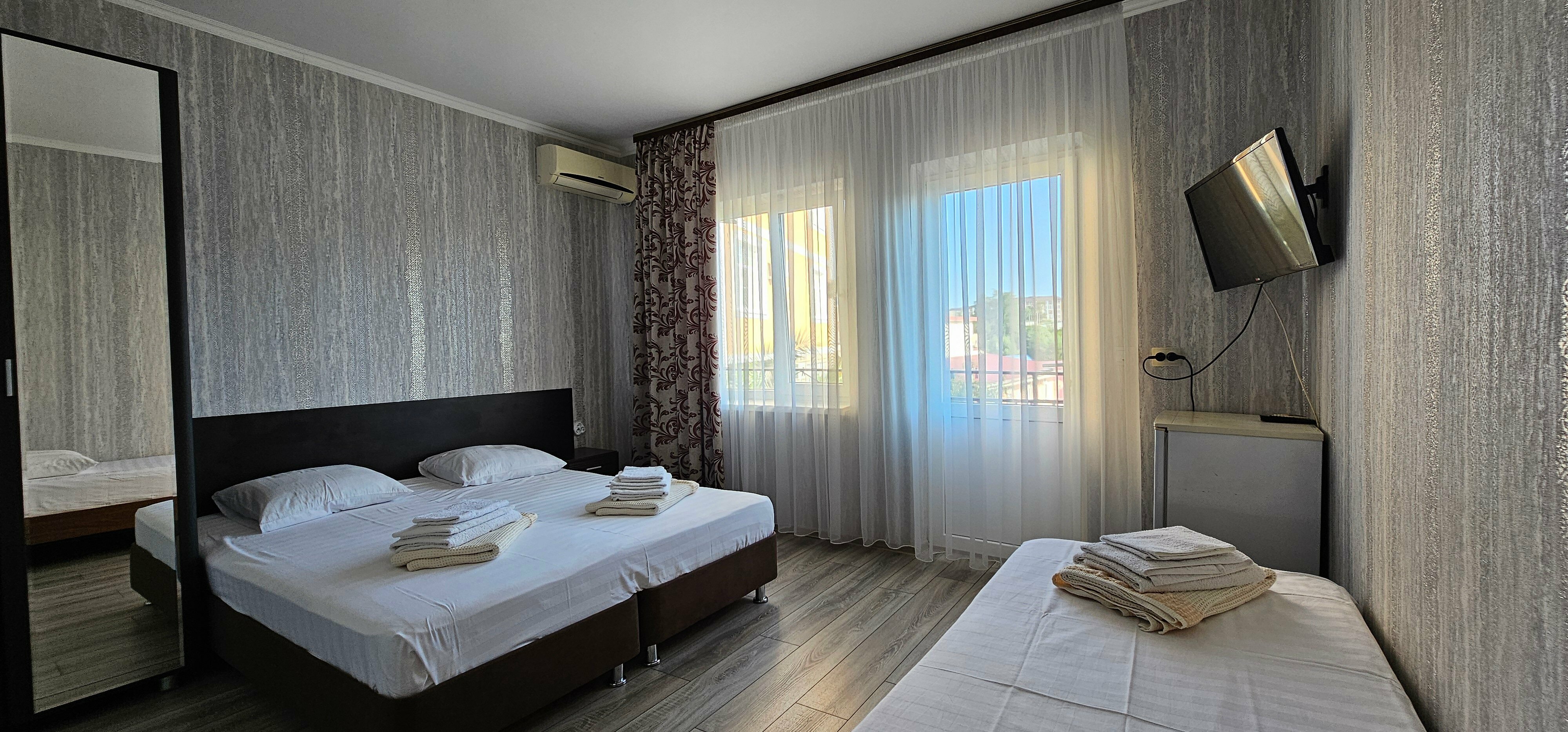 Классический трехместный номер