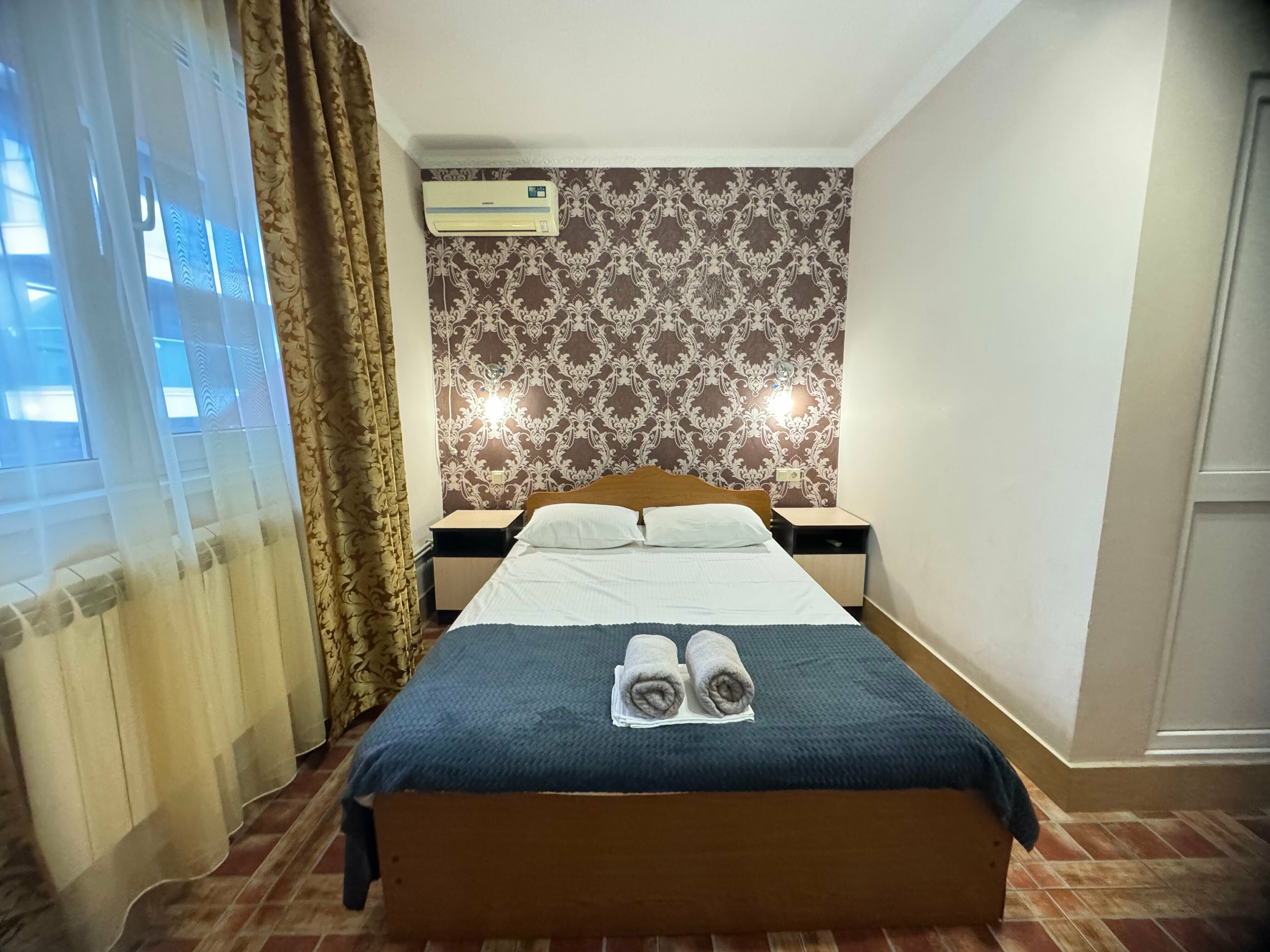 Трехместный номер с душем