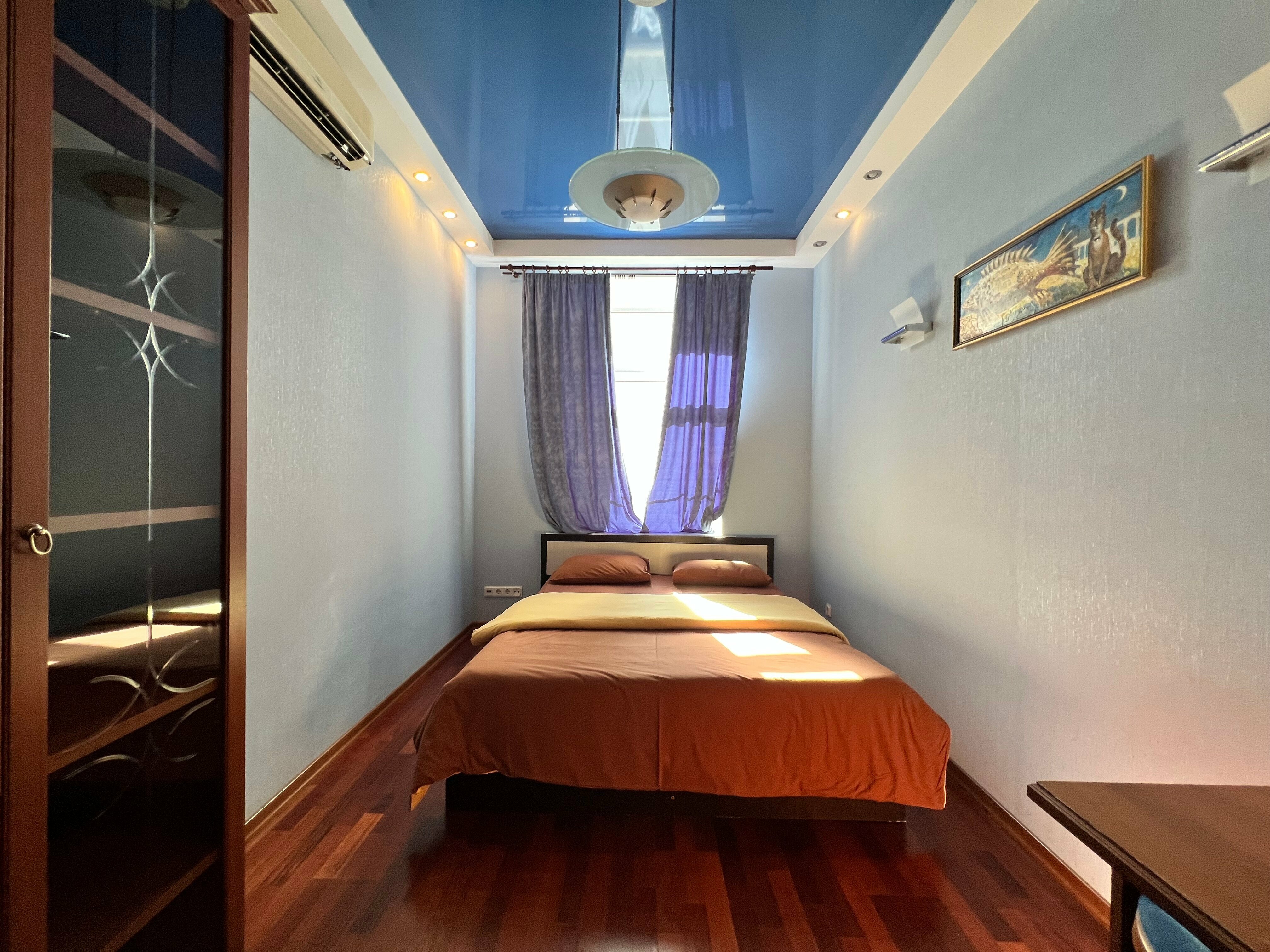 Трехкомнатные апартаменты с сауной и джакузи