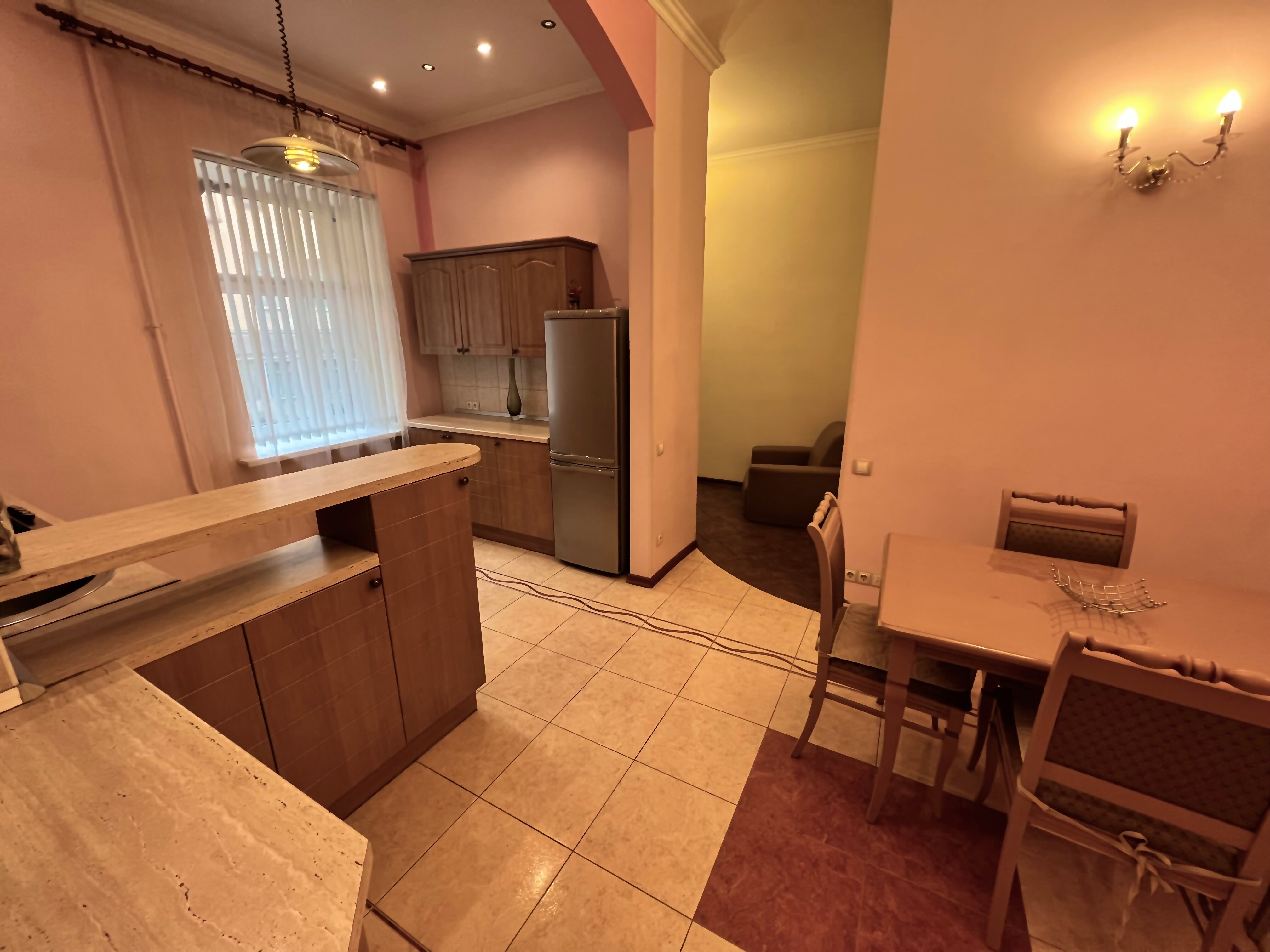 Трехкомнатные апартаменты для 8 человек 