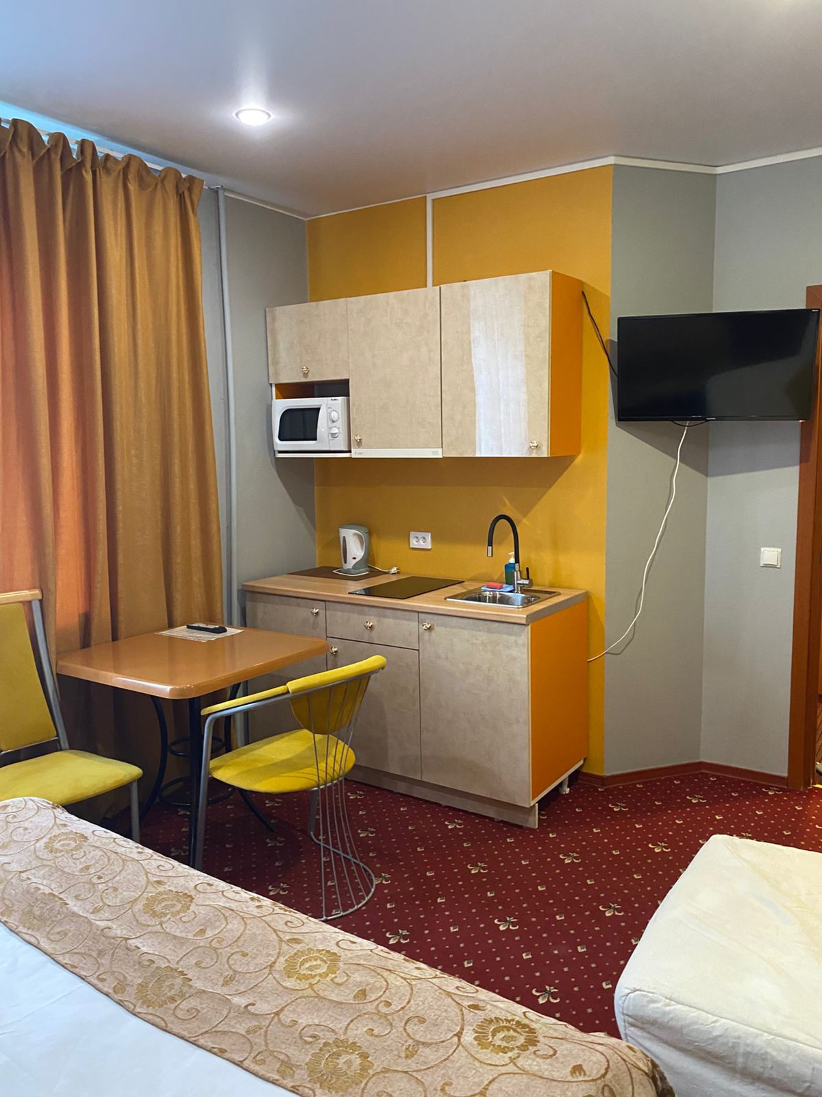 Апартаменты 205