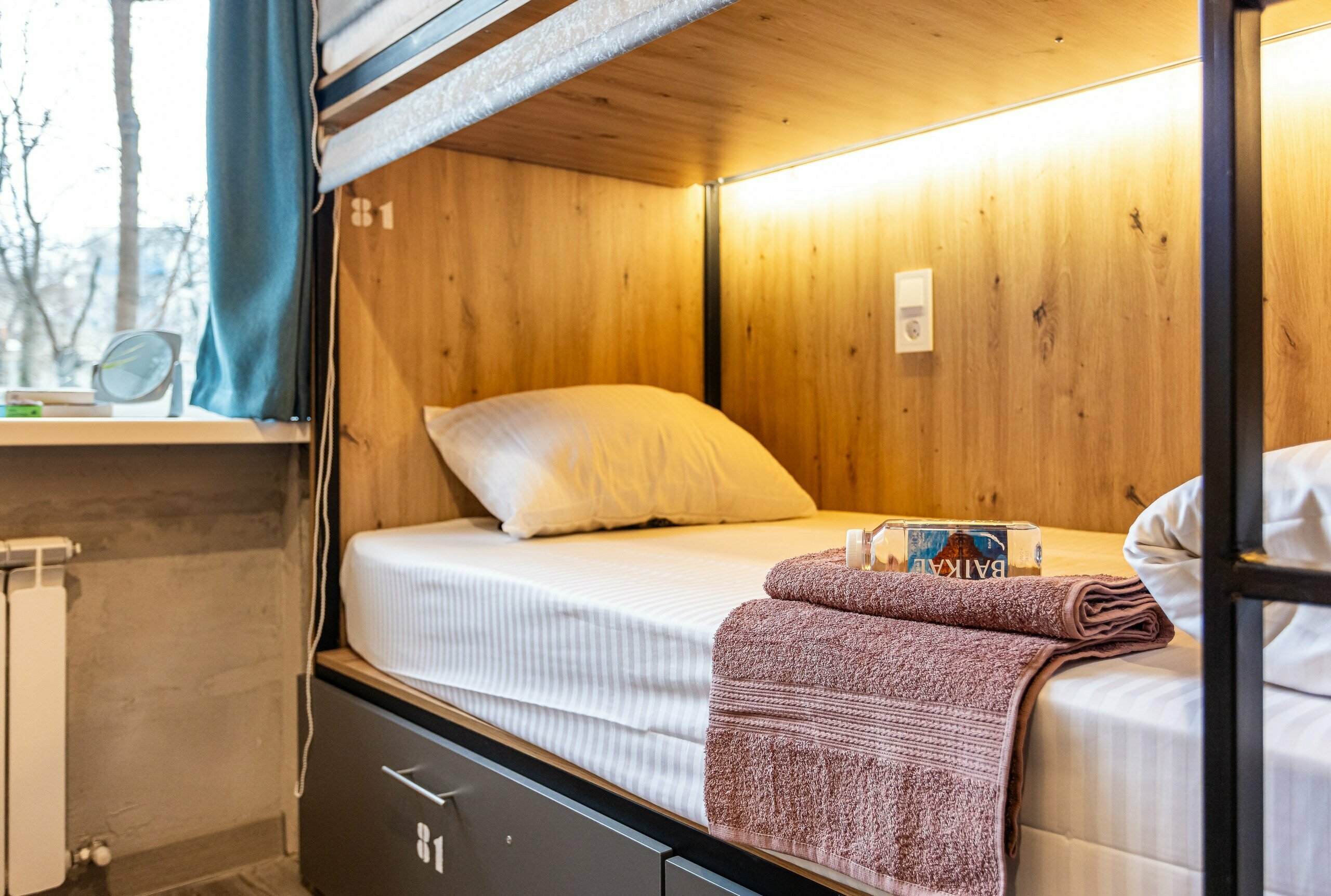 15. Кровать в общем 6-местном номере для мужчин