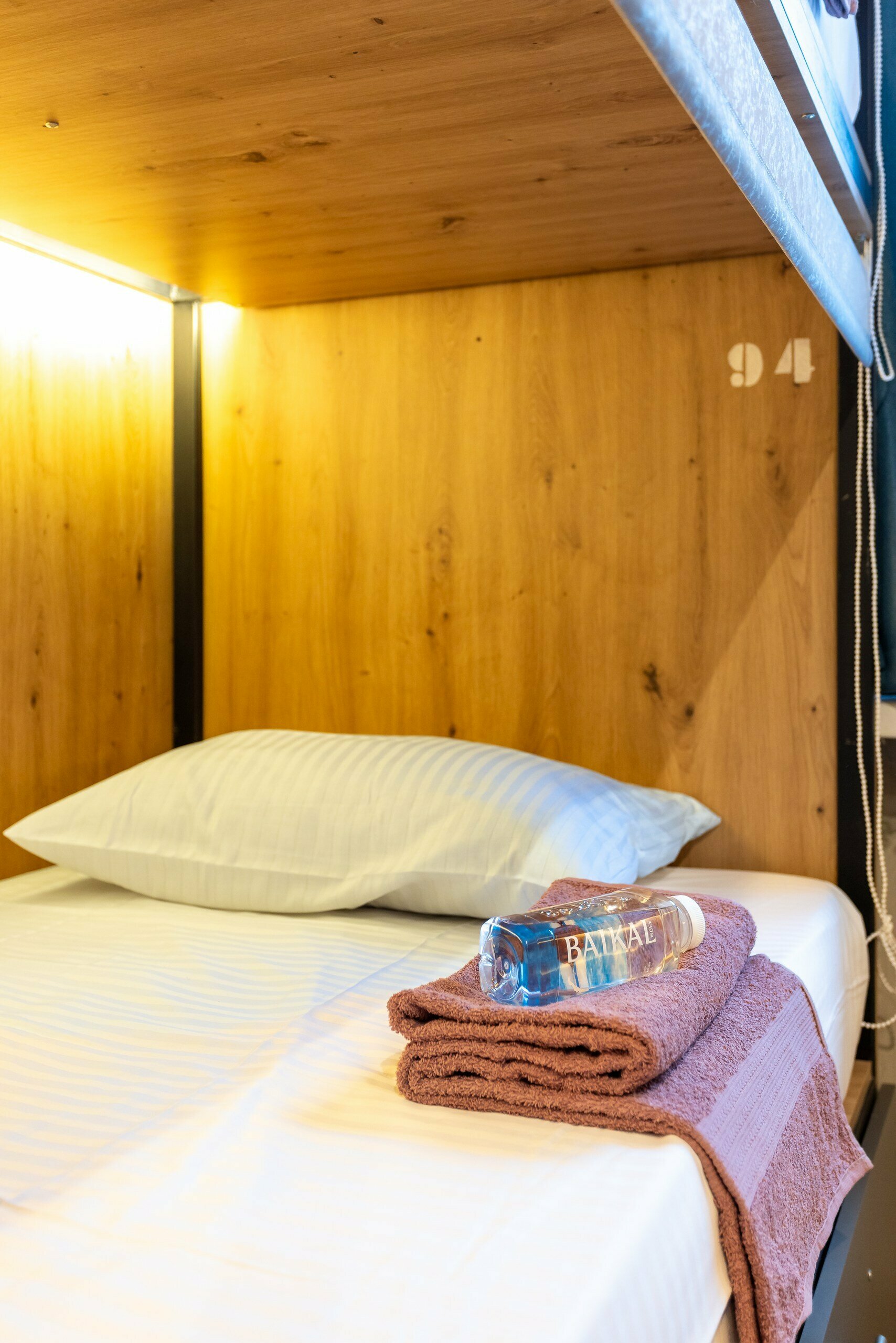 22. Кровать в общем 8-местном номере для мужчин