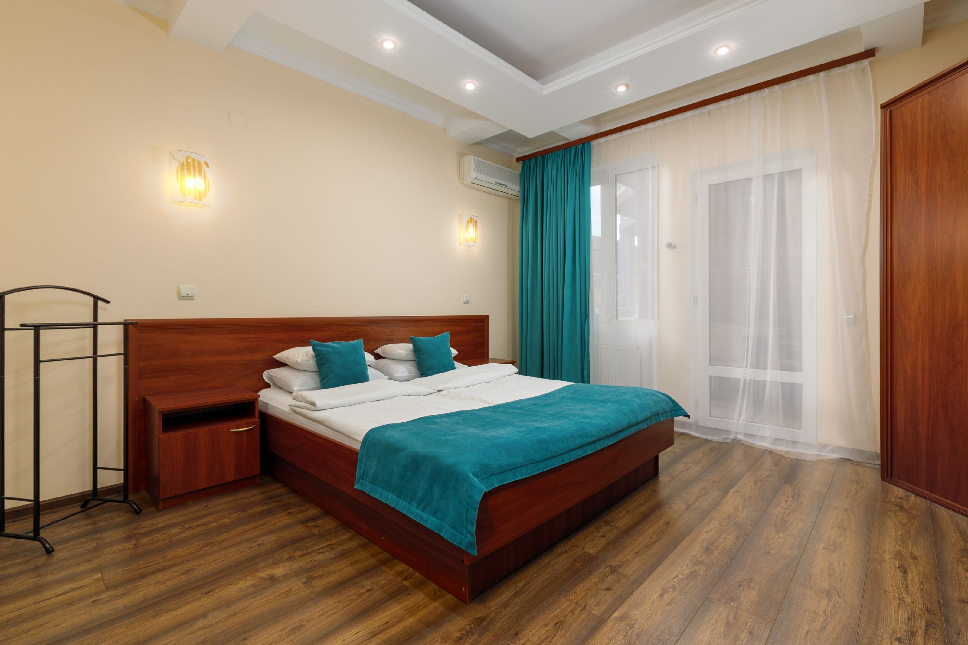 трехкомнатный 5ти местный номер с кухней