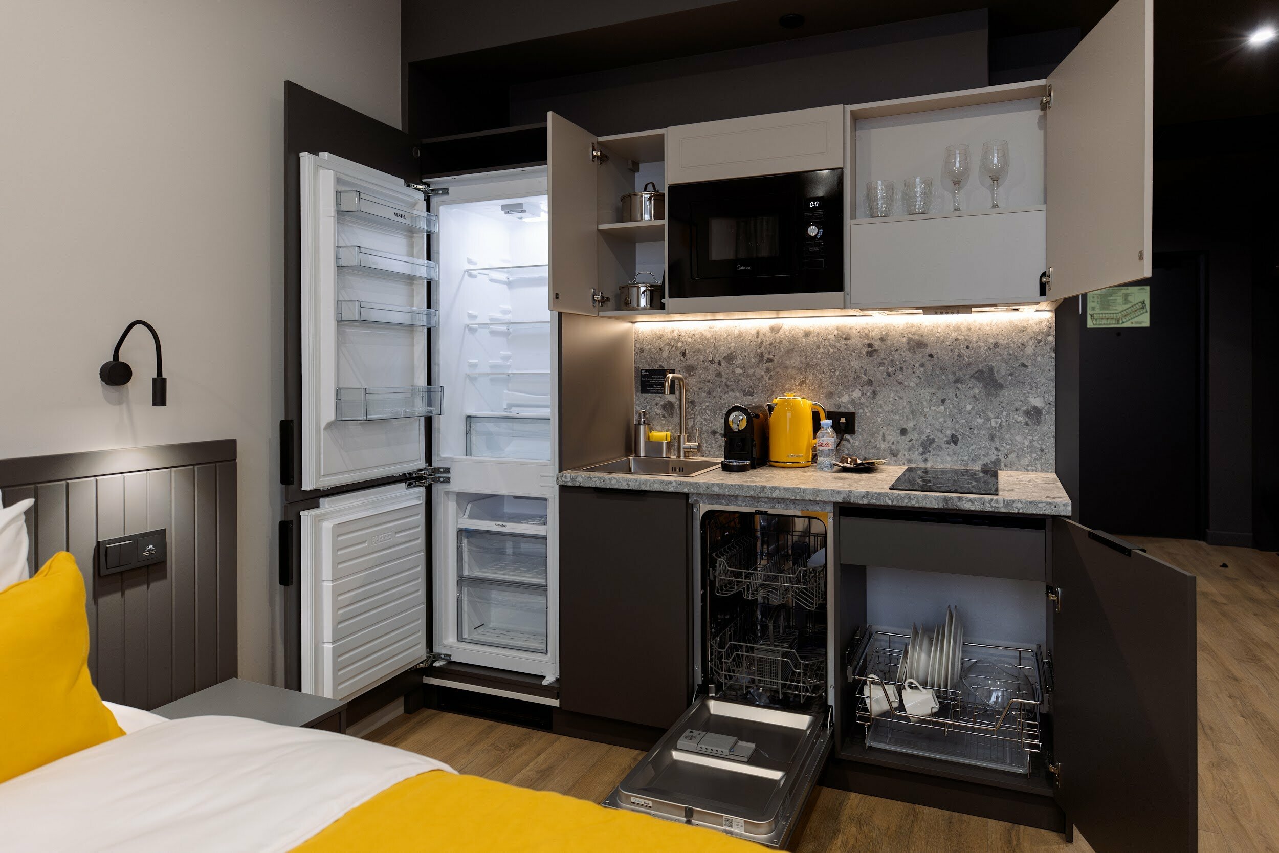 Номер-студия Делюкс