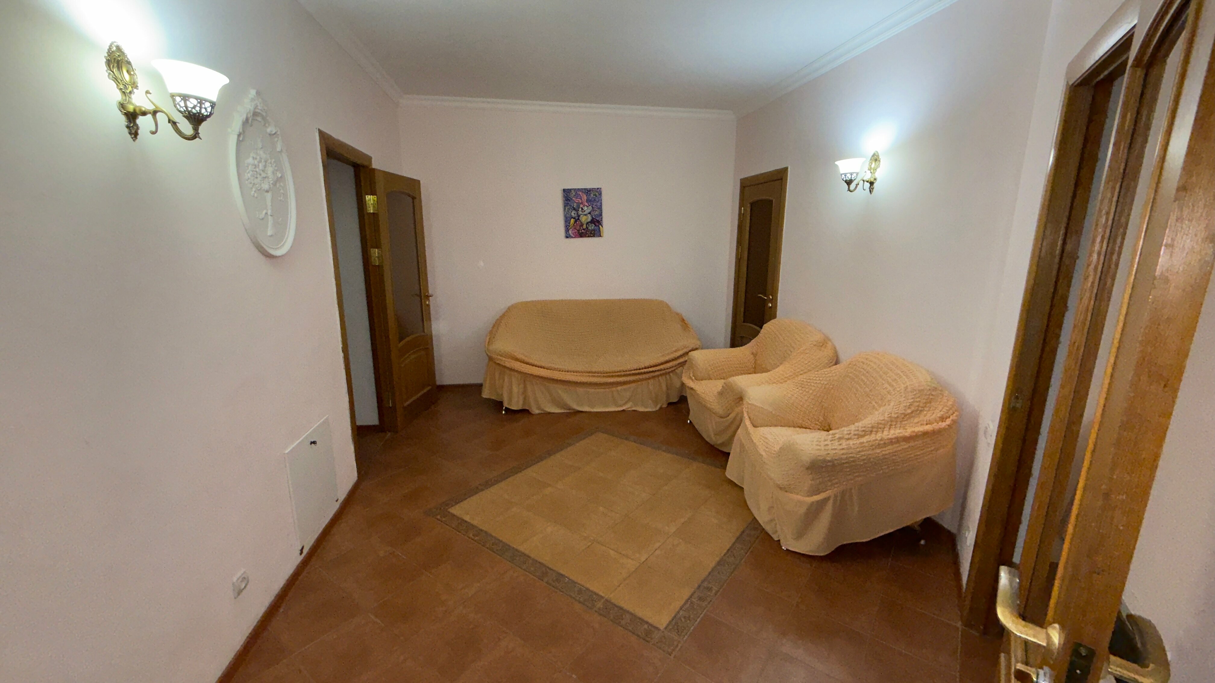 Дом с собственным бассейном