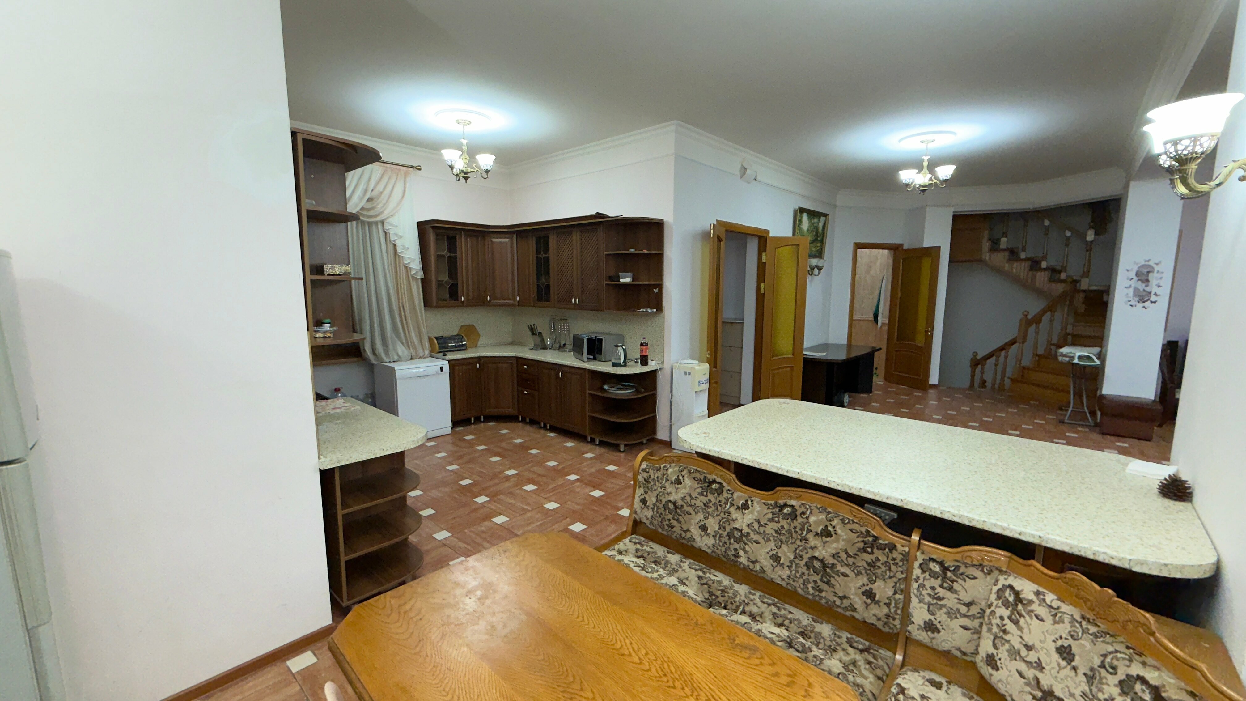 Дом с собственным бассейном