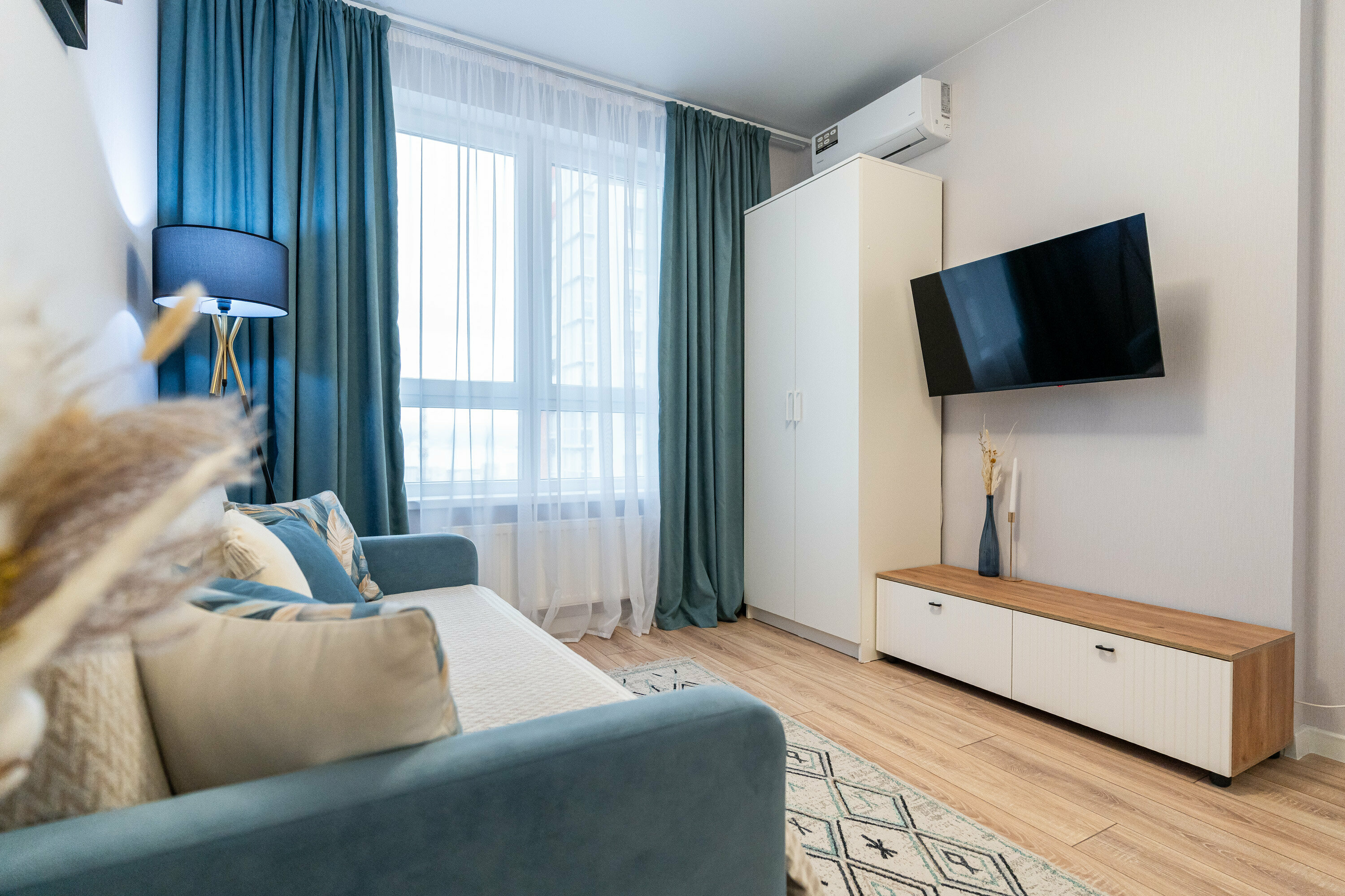 Апартаменты с балконом