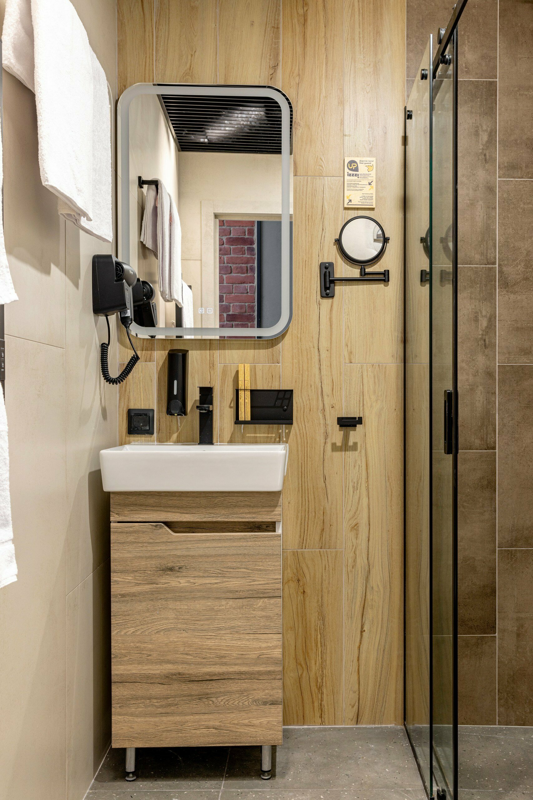 izzziUP Mansarda Smart