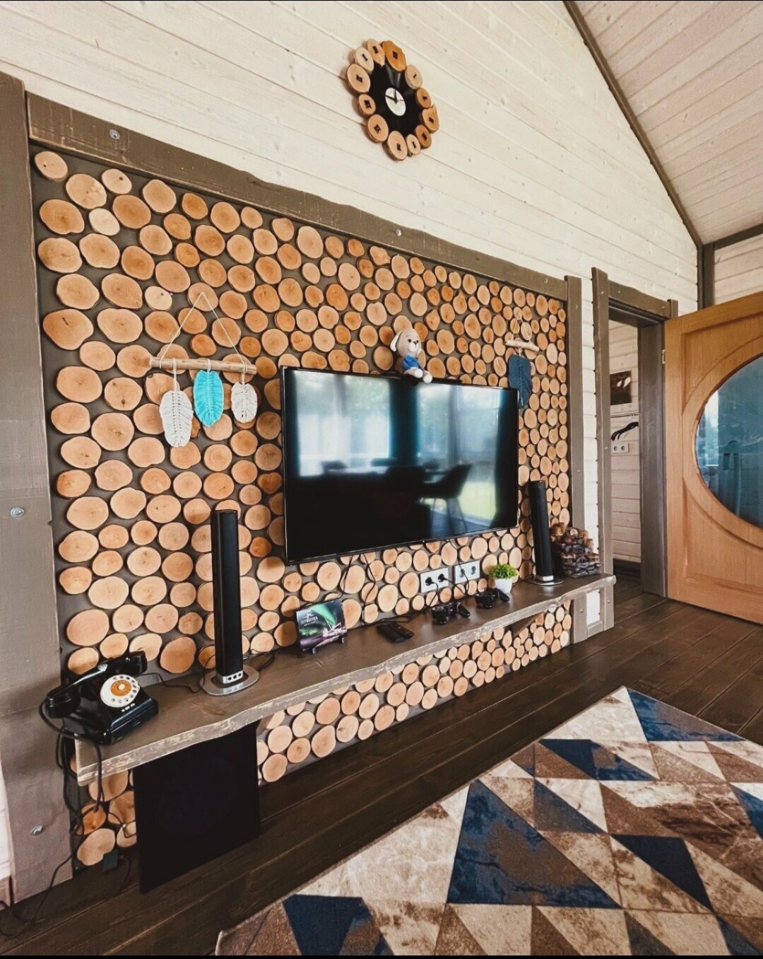 Дом с видом на лес