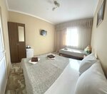 Стандартный трехместный номер в Эрика