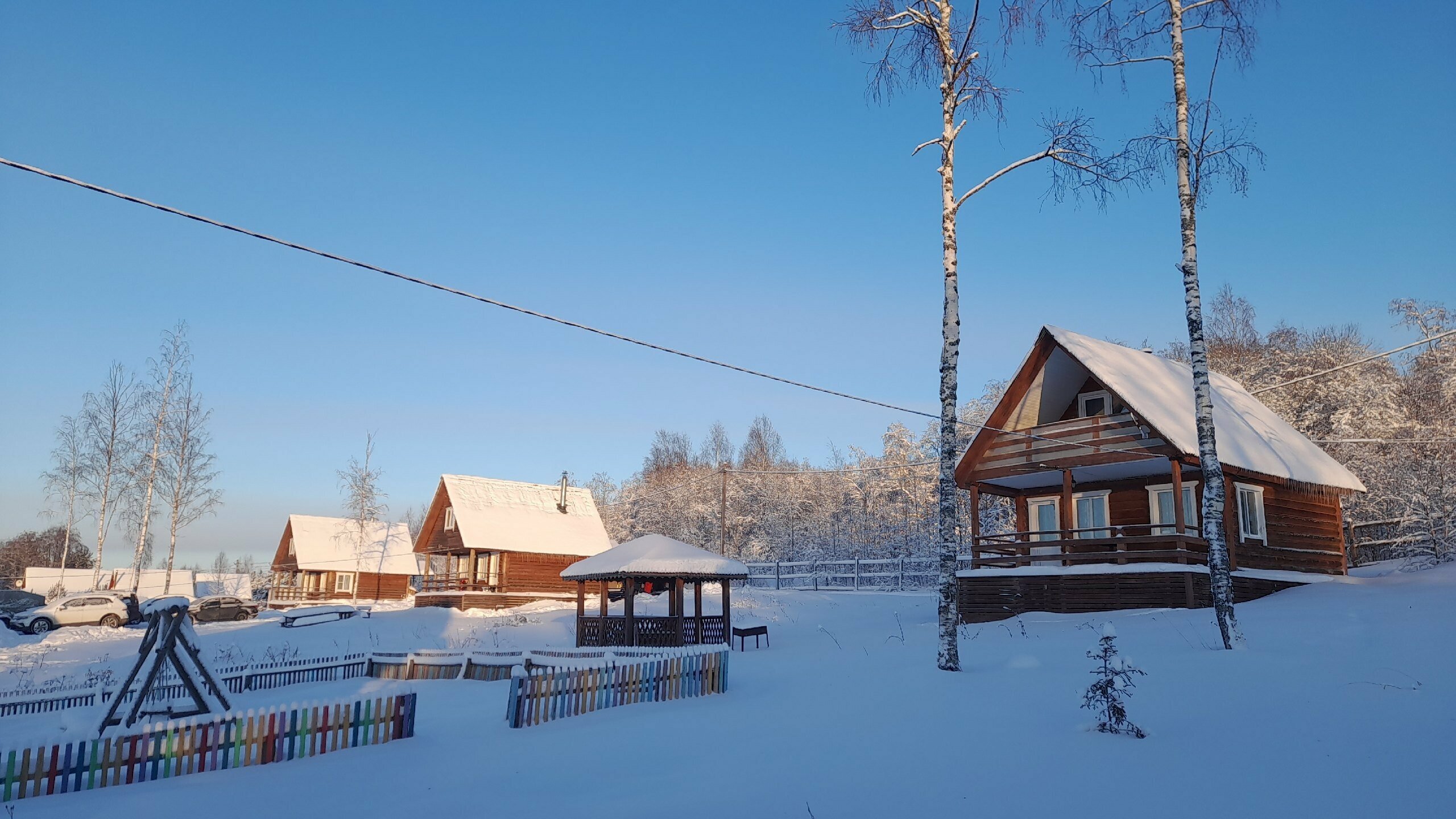 Коттедж с одной спальней, видом на озеро и балконом