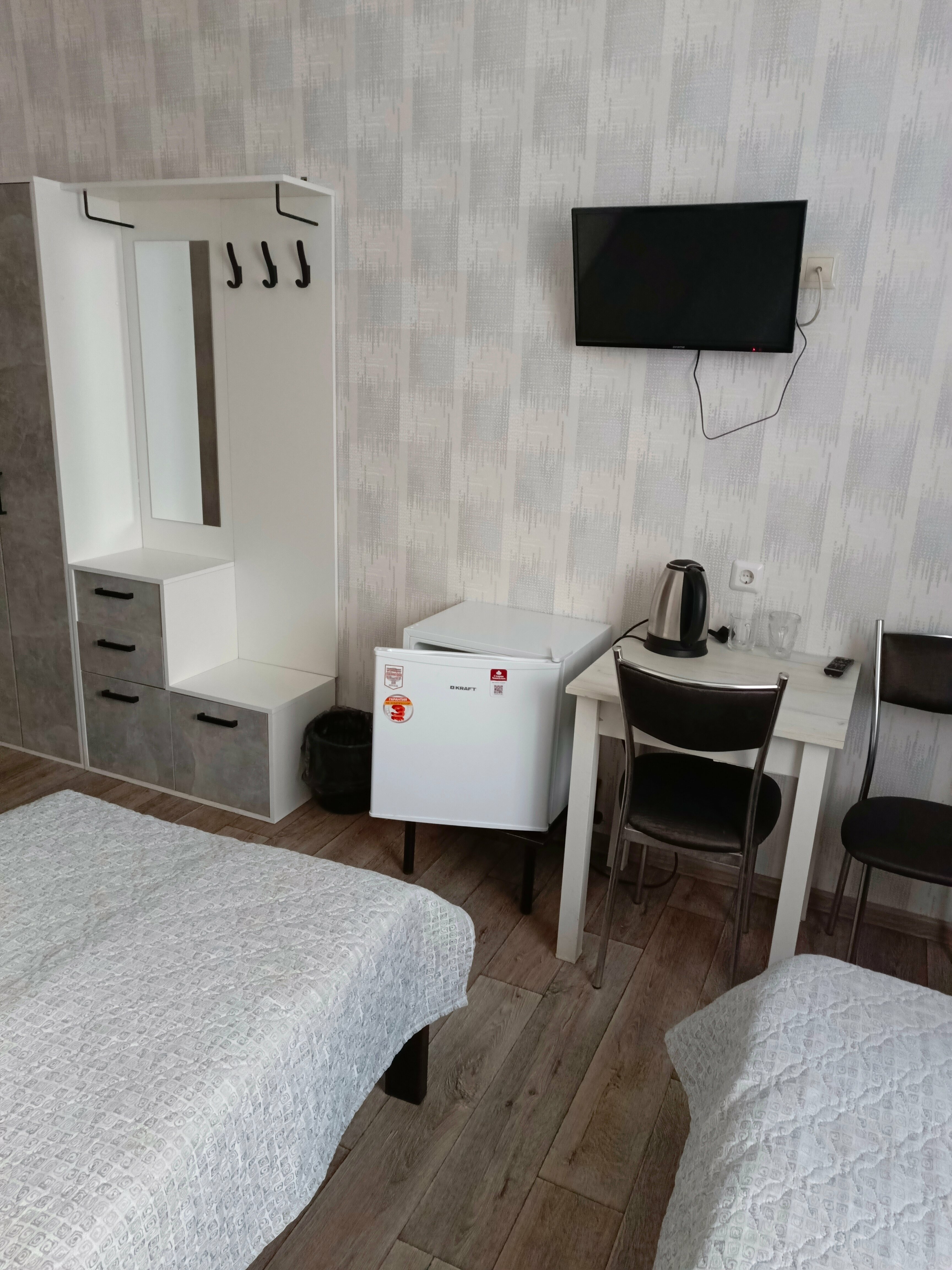 Двухместный номер эконом-класса с 2 отдельными кроватями