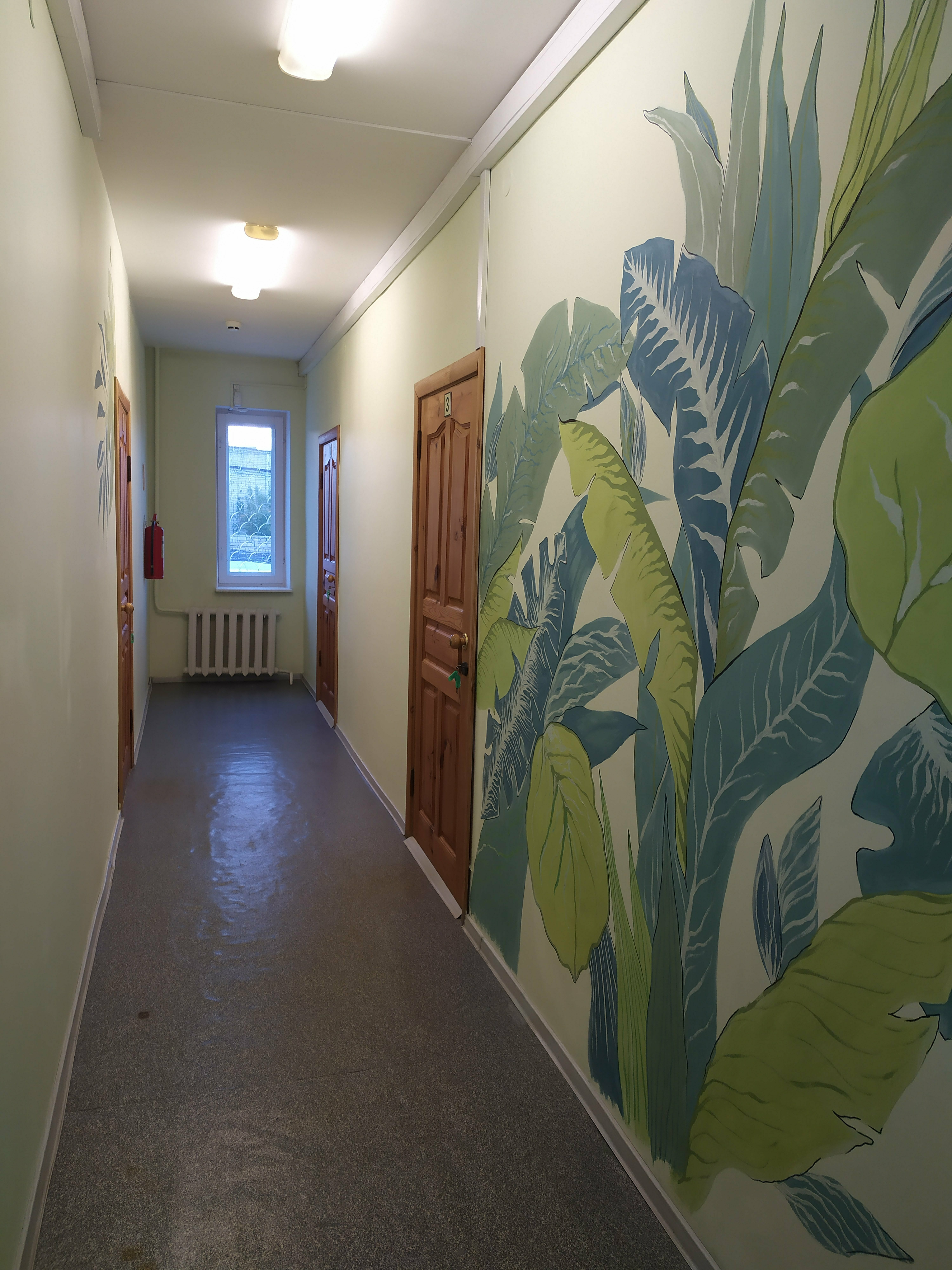 Общий номер для мужчин и женщин с 8 кроватями