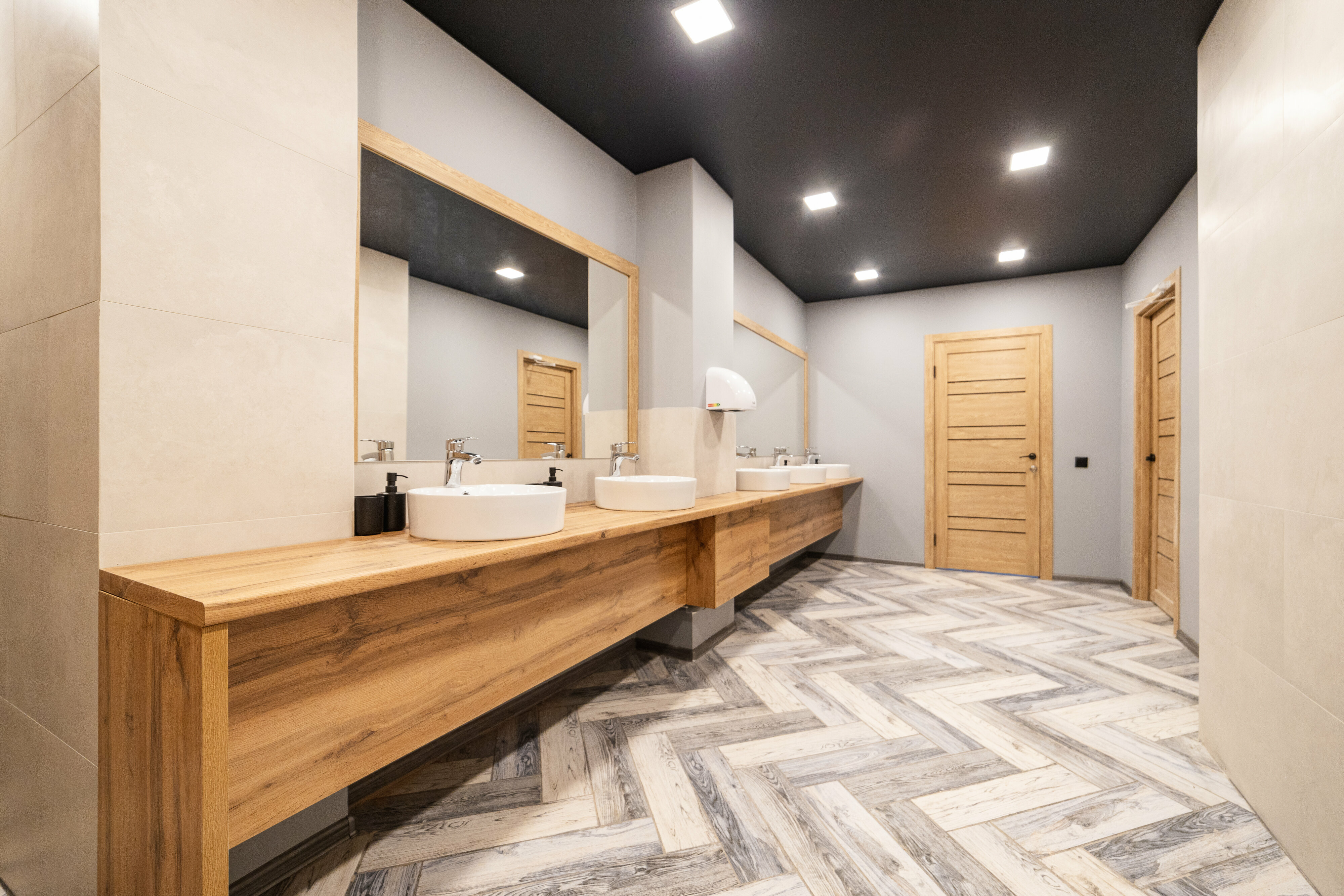 Многоместный общий номер для мужчин и женщин (8 мест) верхнее место